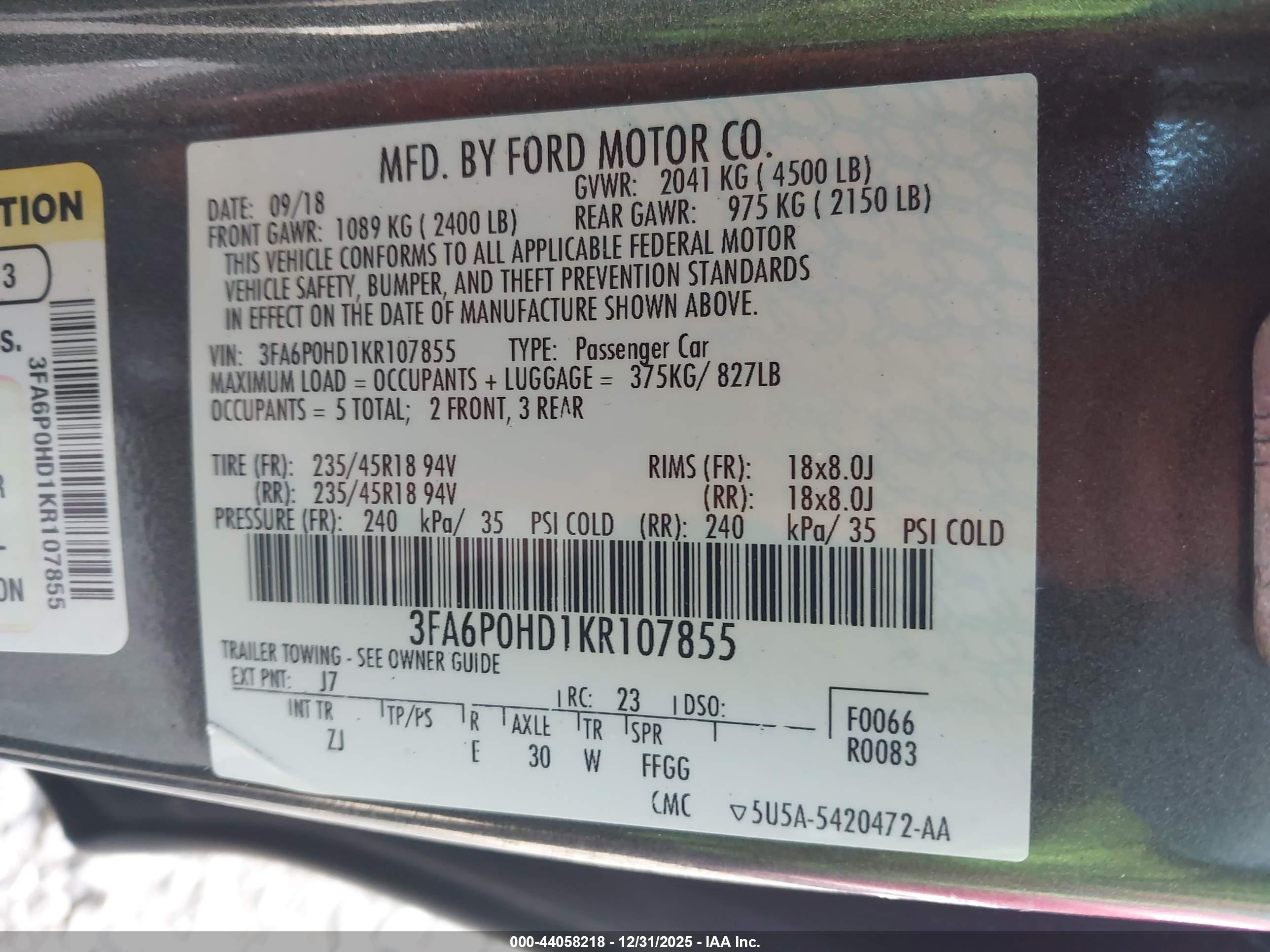 FORD FUSION image 9