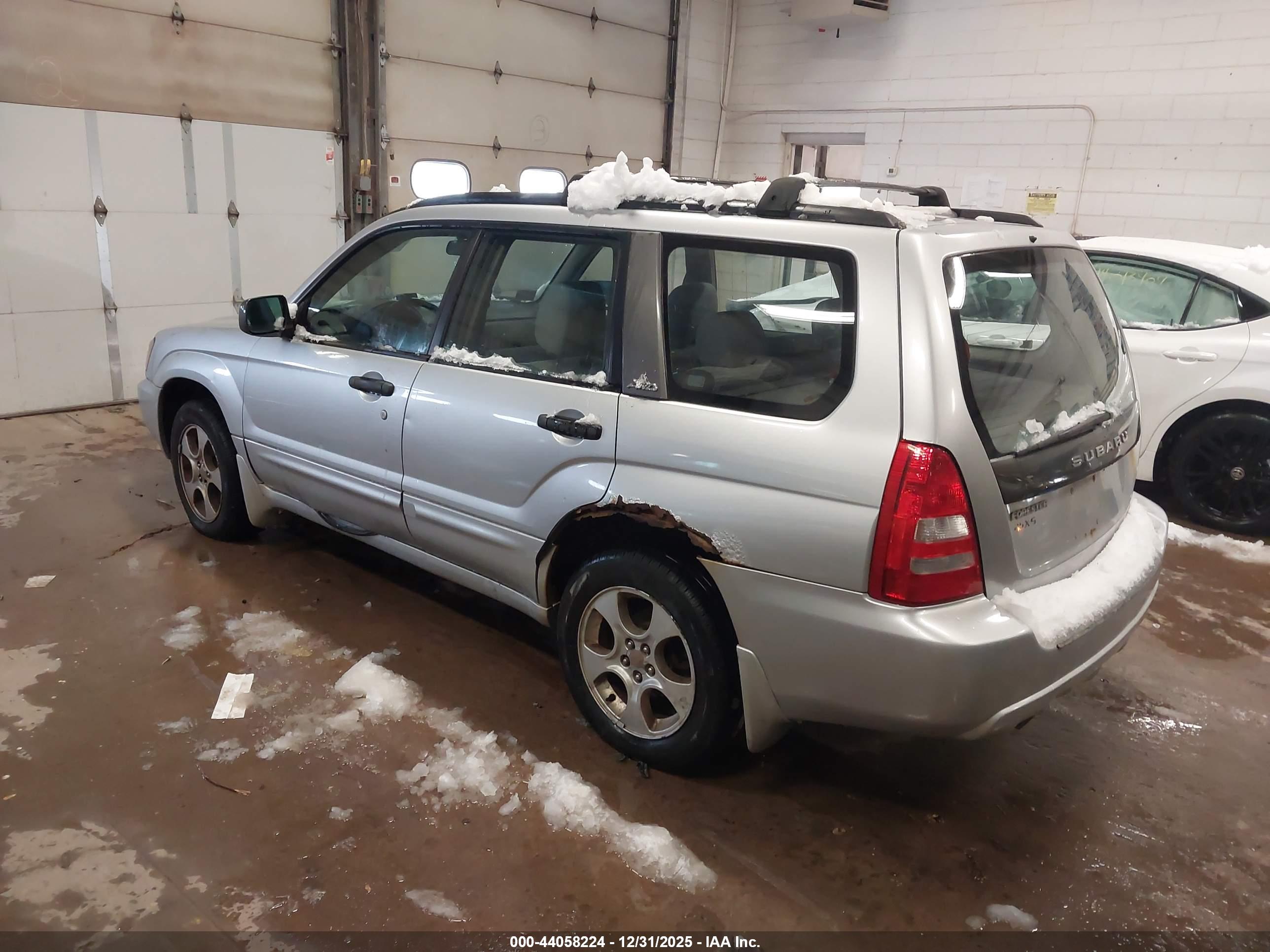 SUBARU FORESTER image 3