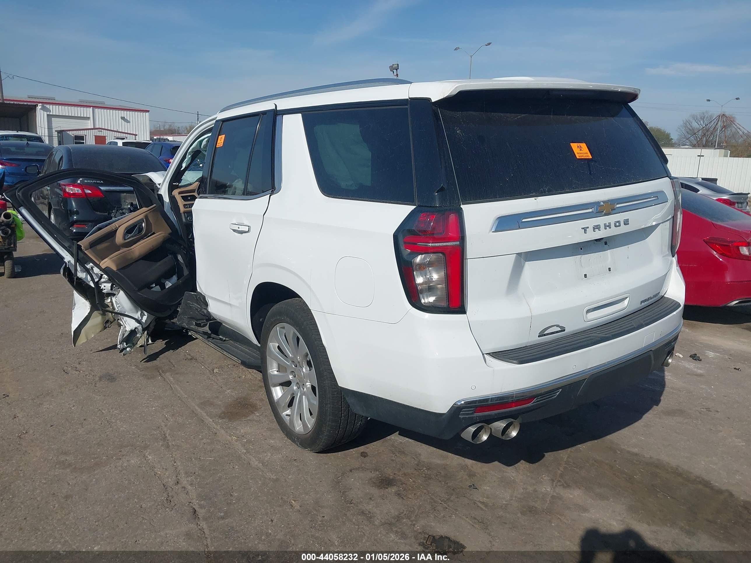 CHEVROLET TAHOE image 3