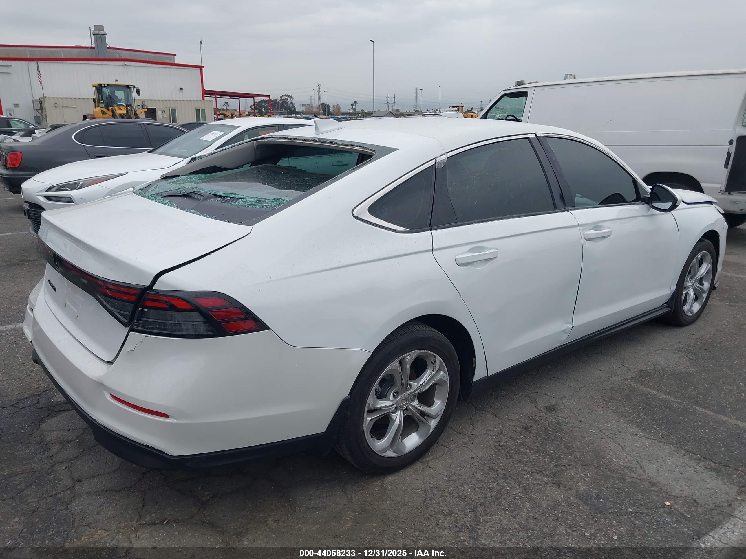 HONDA ACCORD image 4