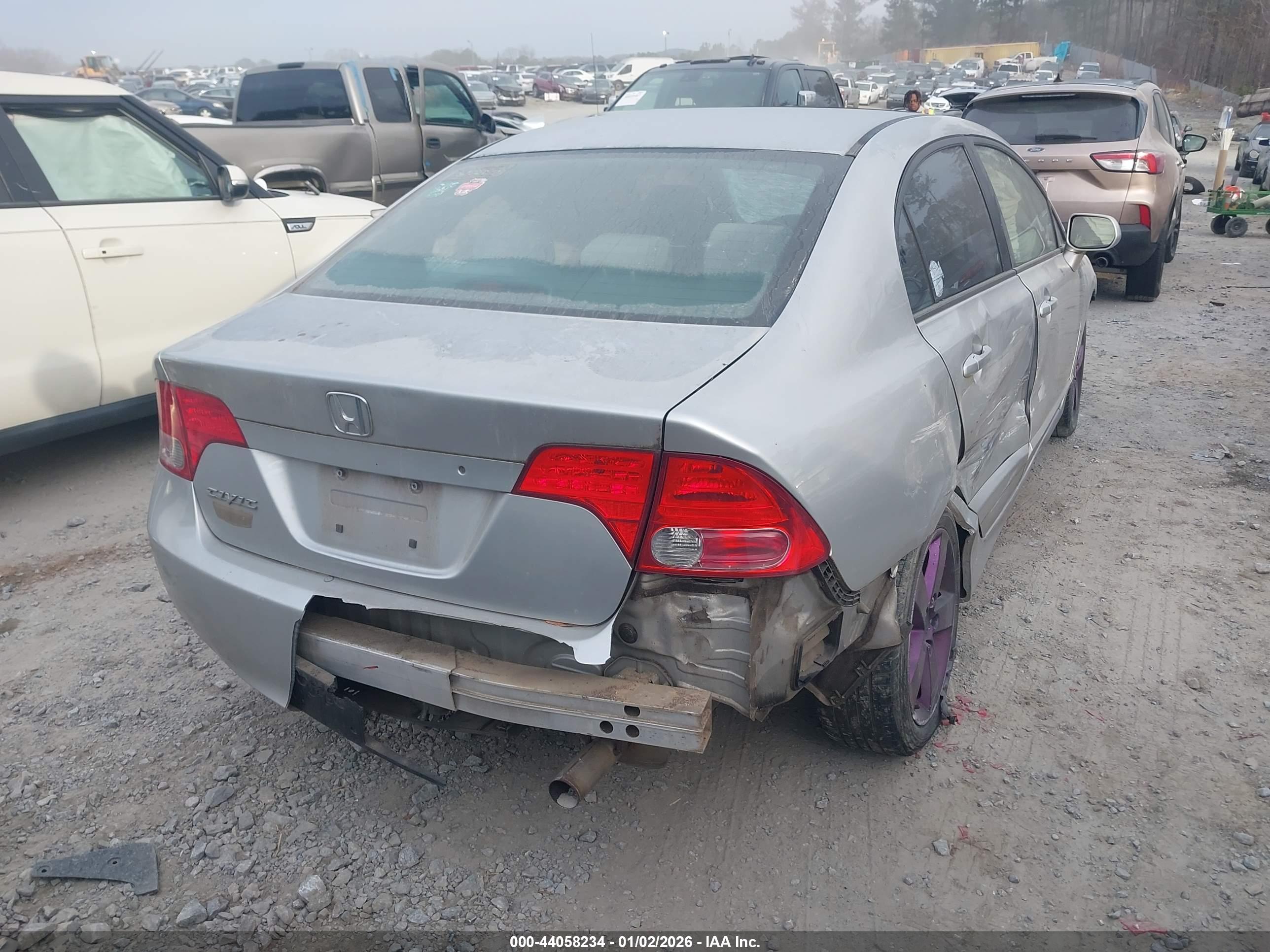 HONDA CIVIC image 4