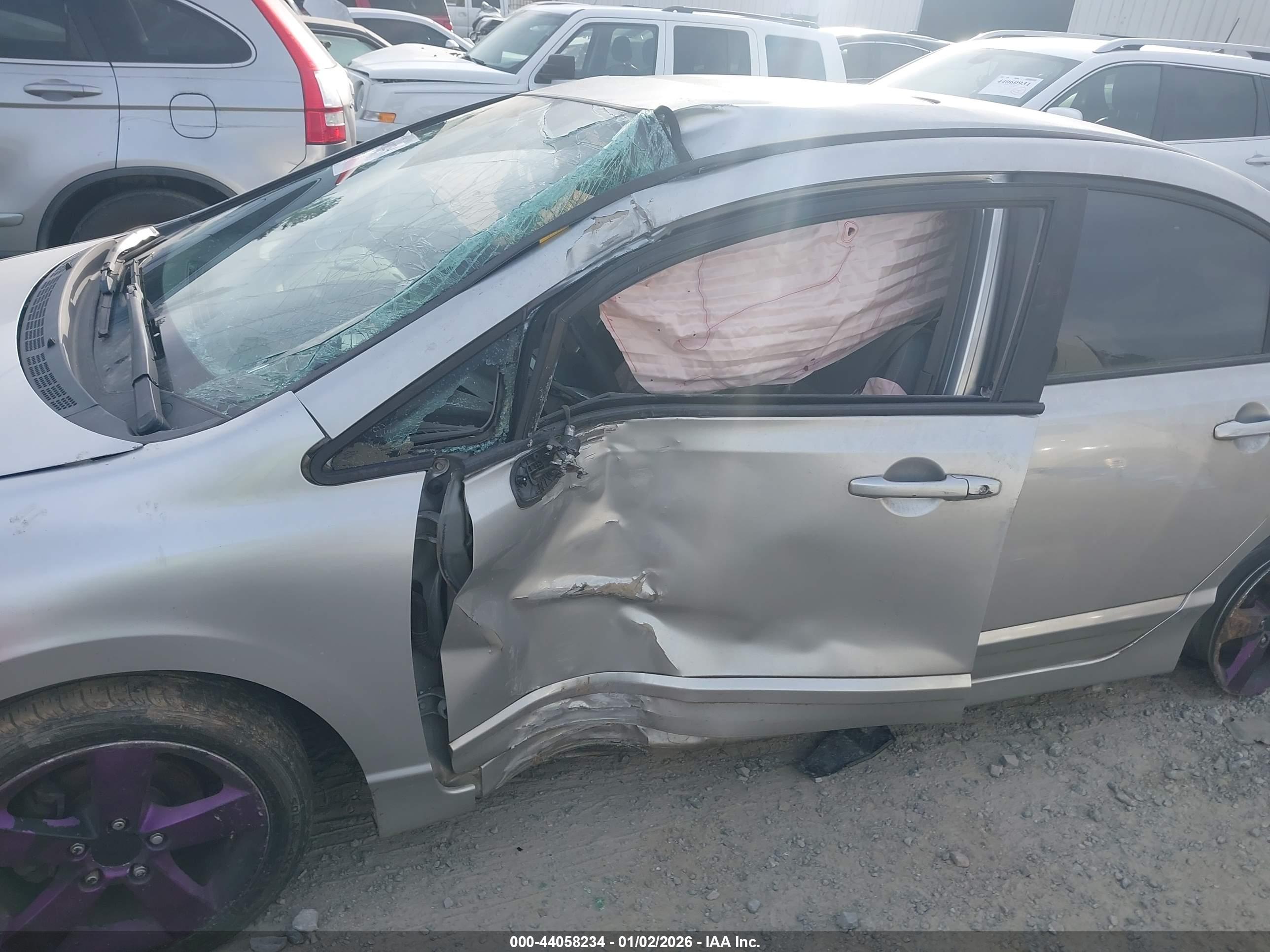 HONDA CIVIC image 6