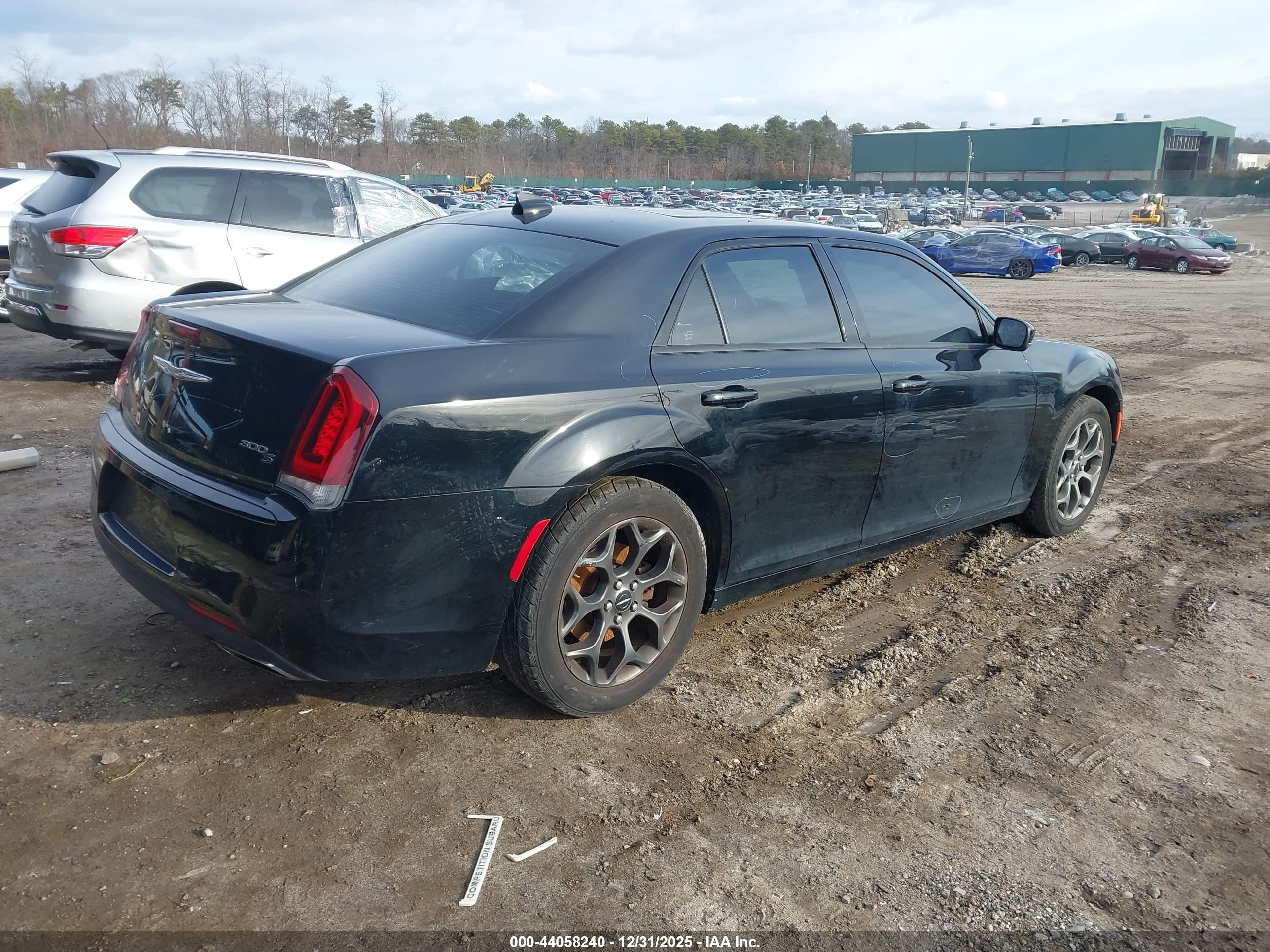 CHRYSLER 300 image 4