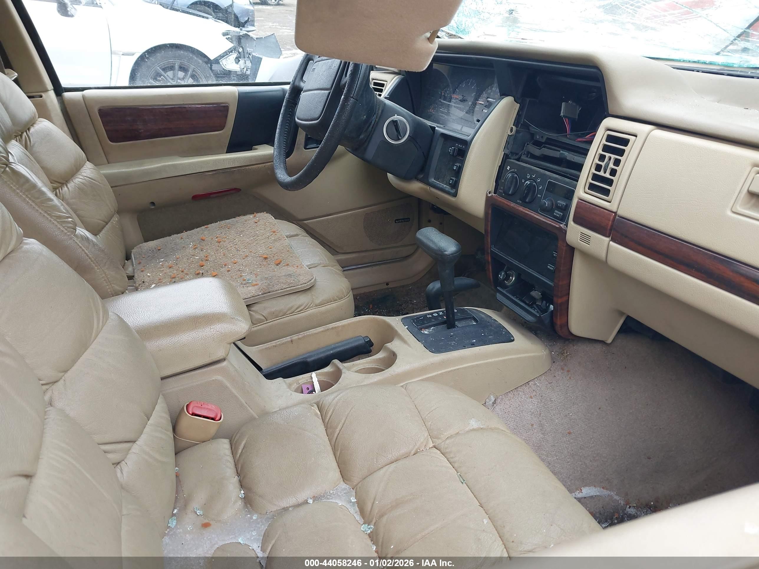 JEEP GRAND image 5