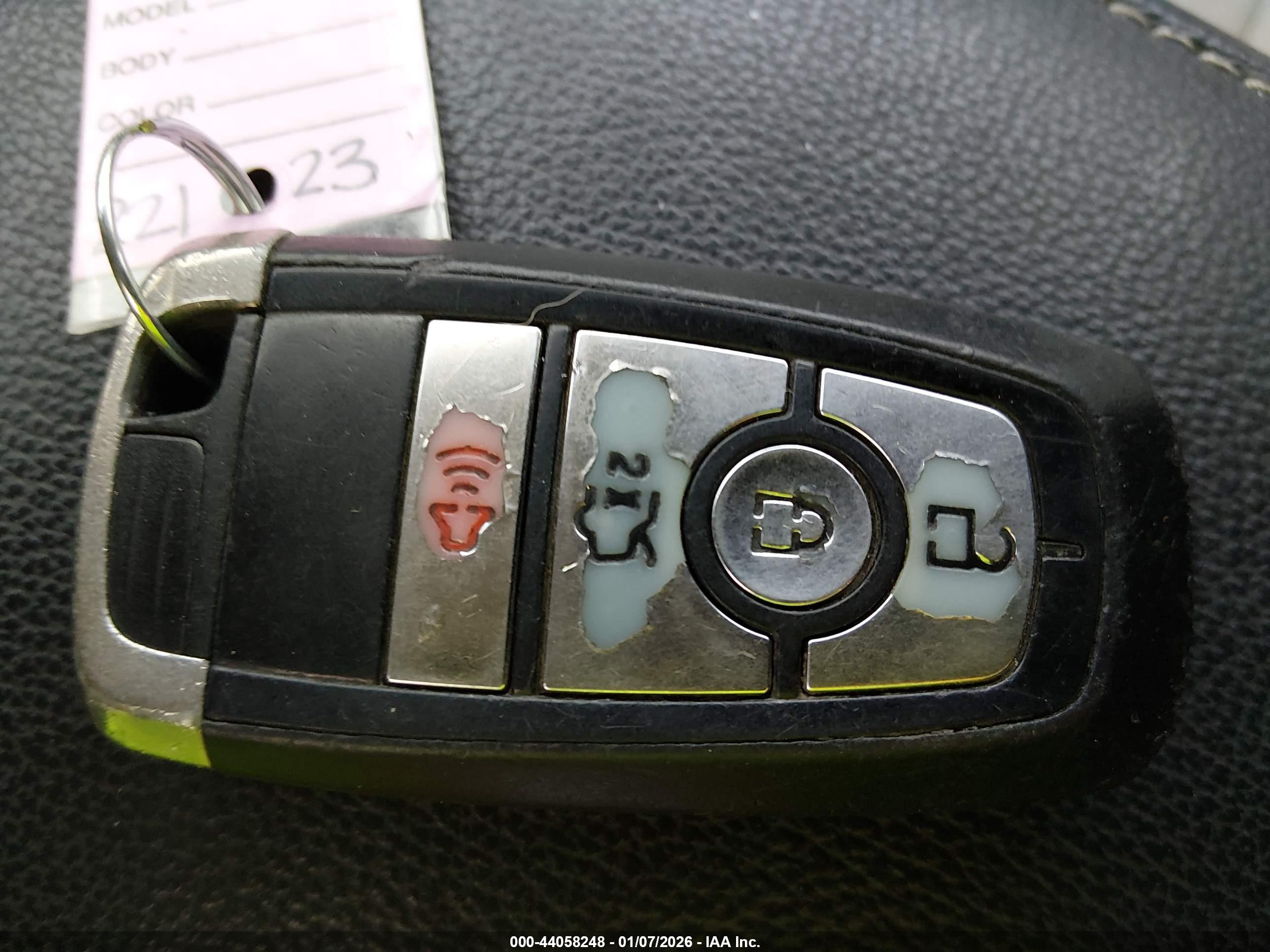 FORD FUSION image 11