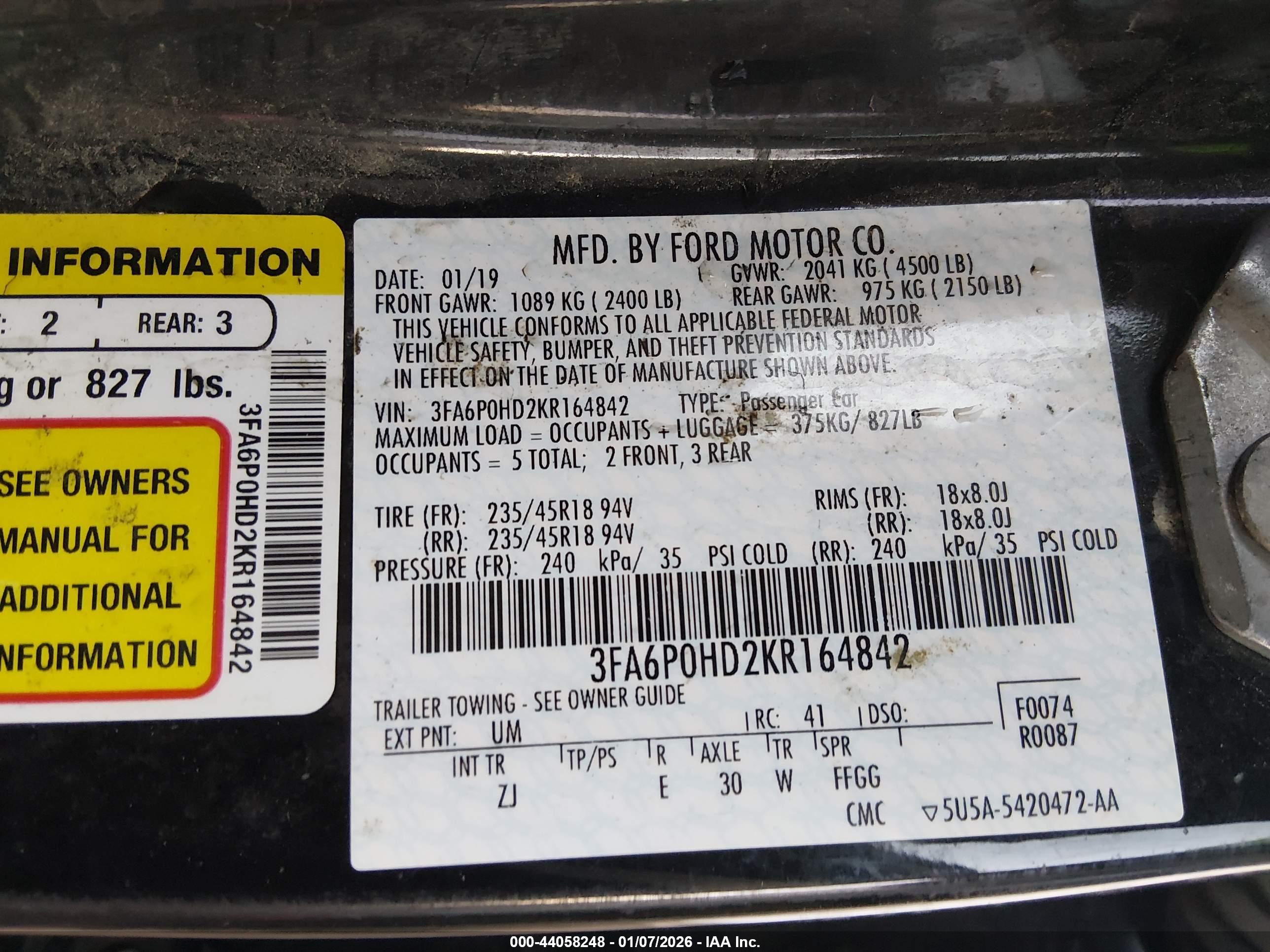 FORD FUSION image 9