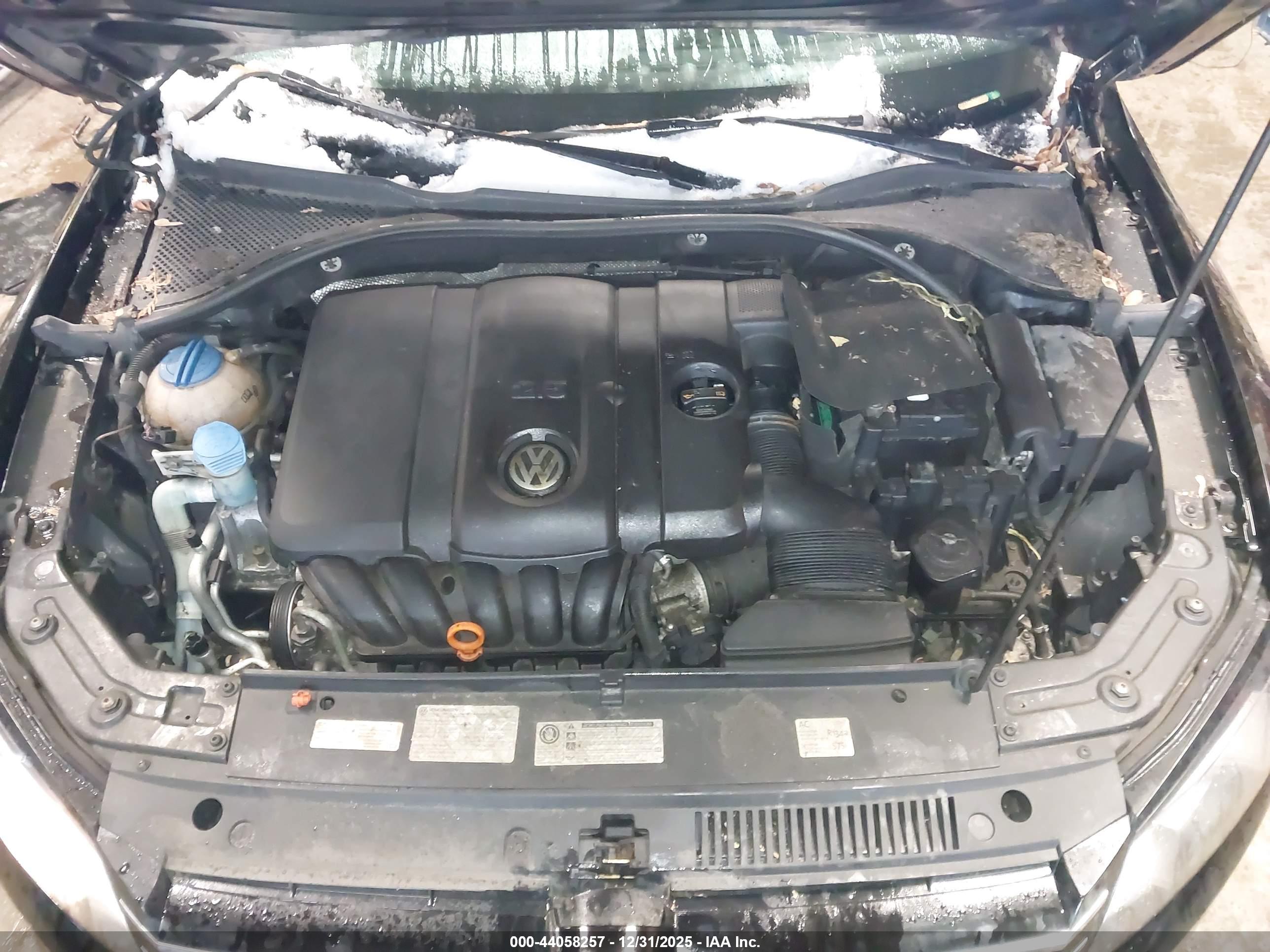 VOLKSWAGEN PASSAT image 10
