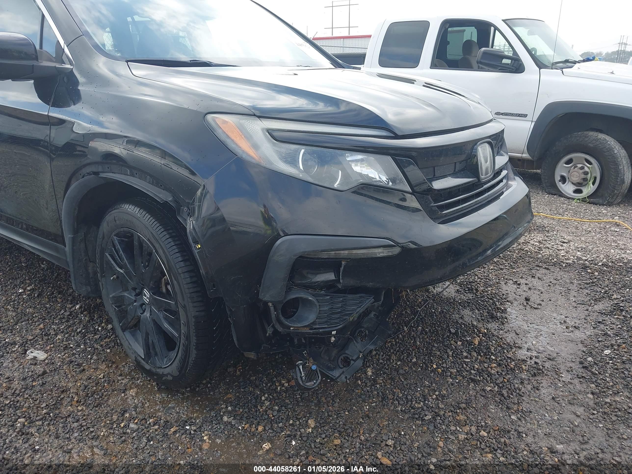 HONDA PILOT image 6