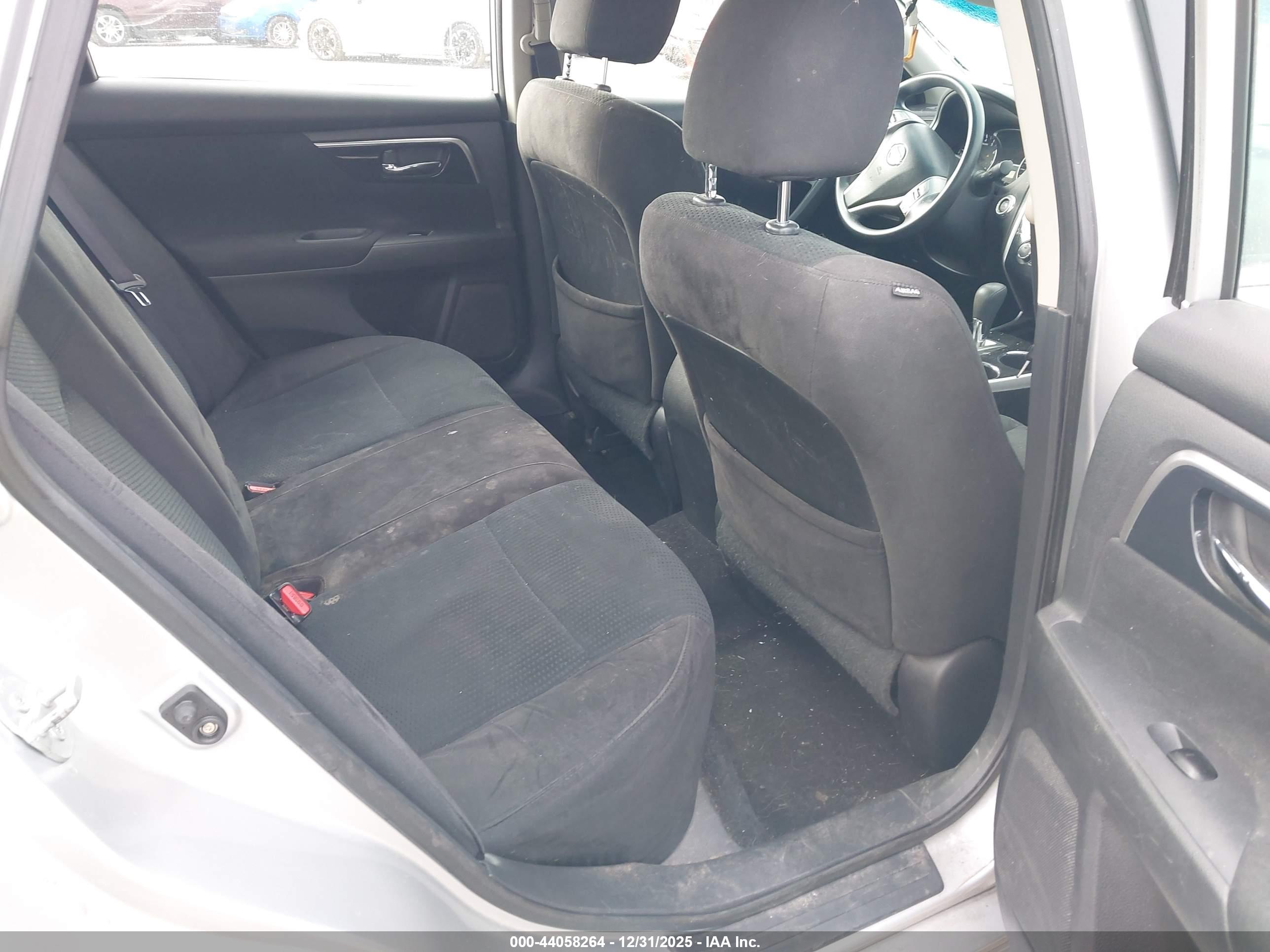 NISSAN ALTIMA image 8