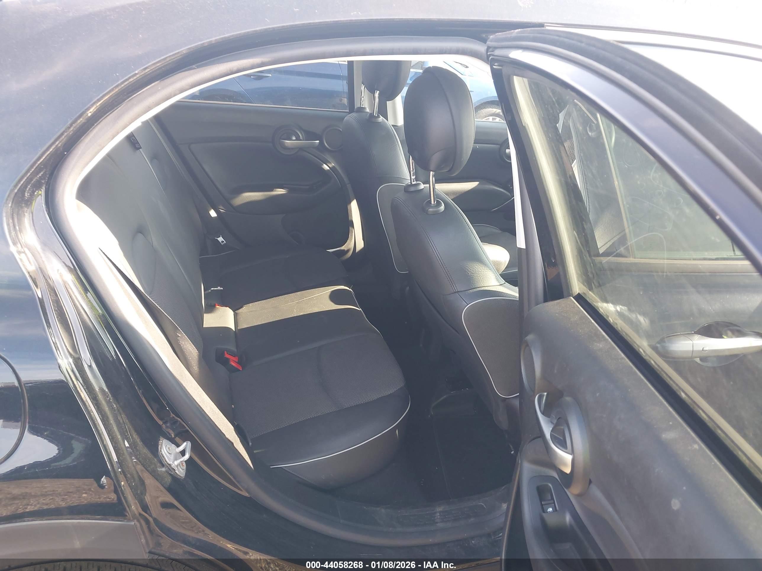 FIAT 500X image 8