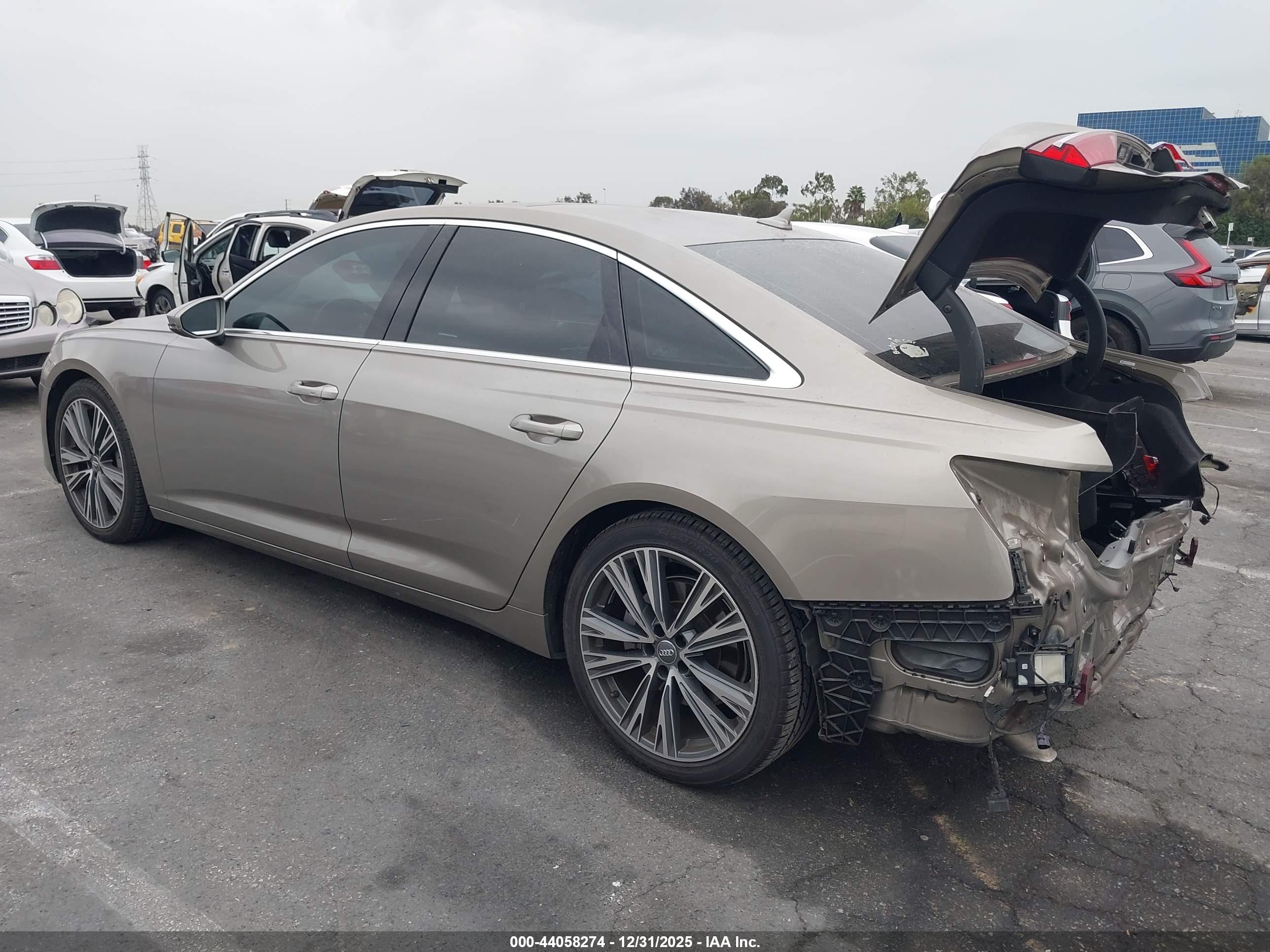 AUDI A6 image 3