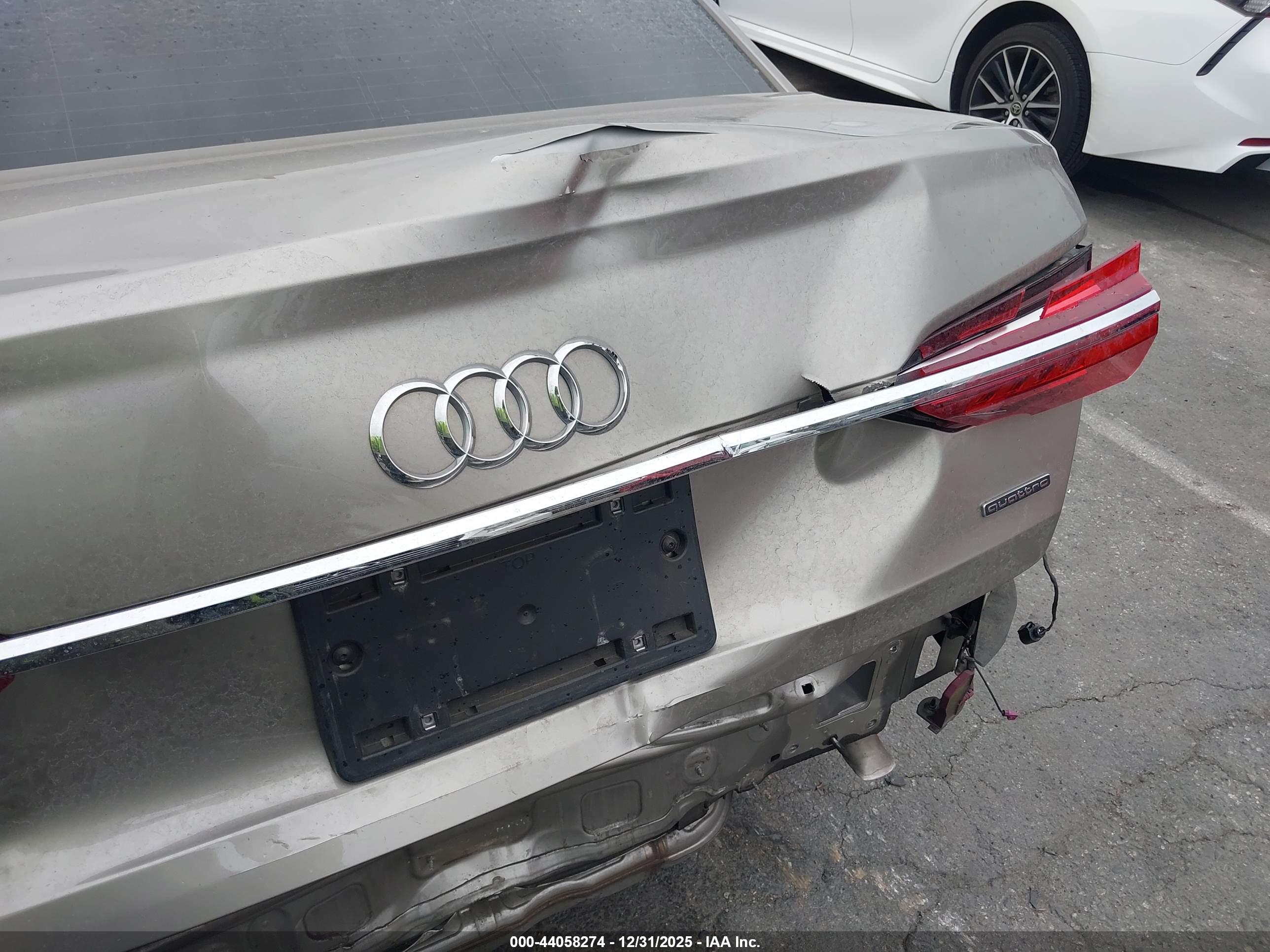 AUDI A6 image 6