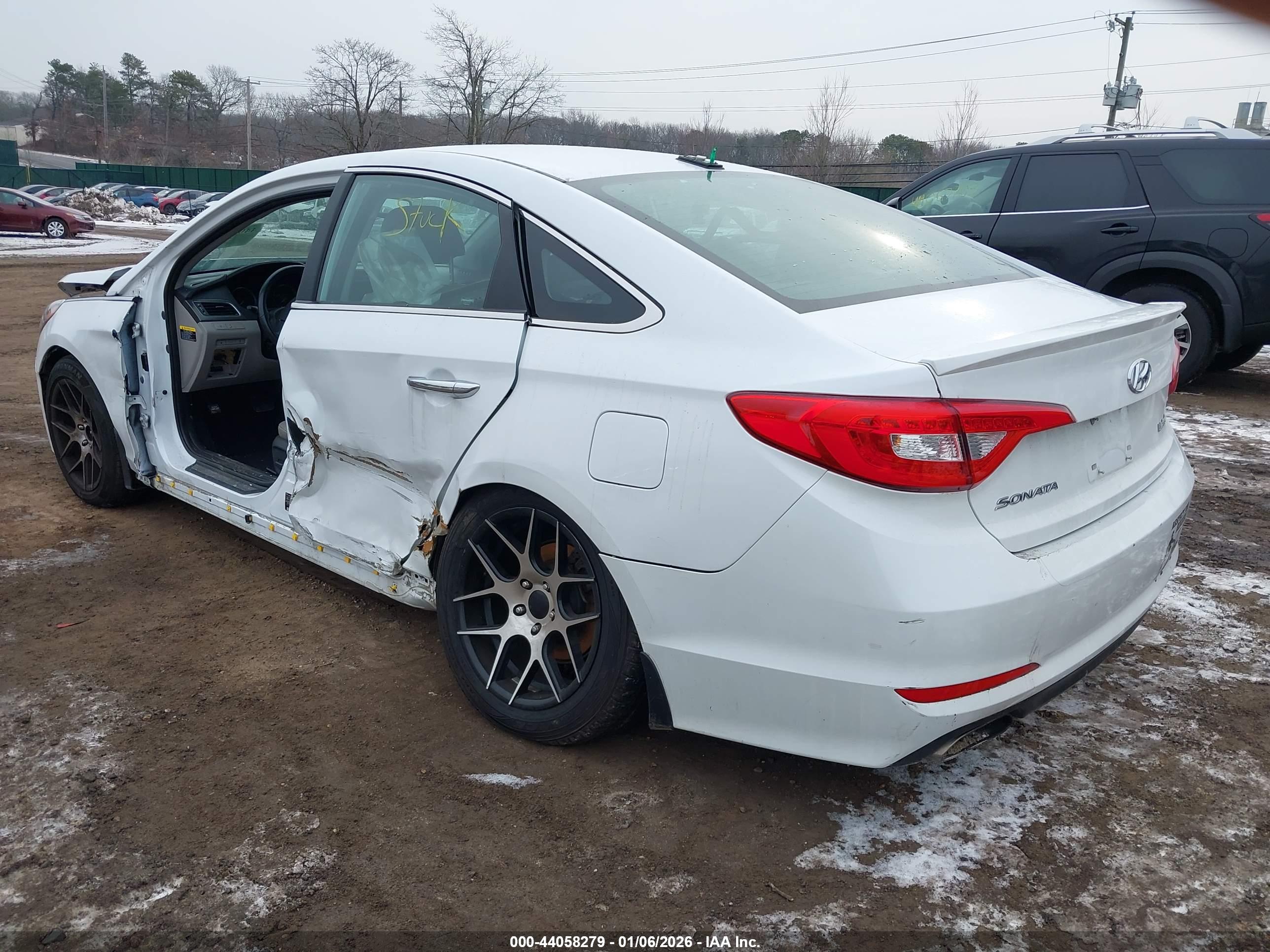 HYUNDAI SONATA image 3