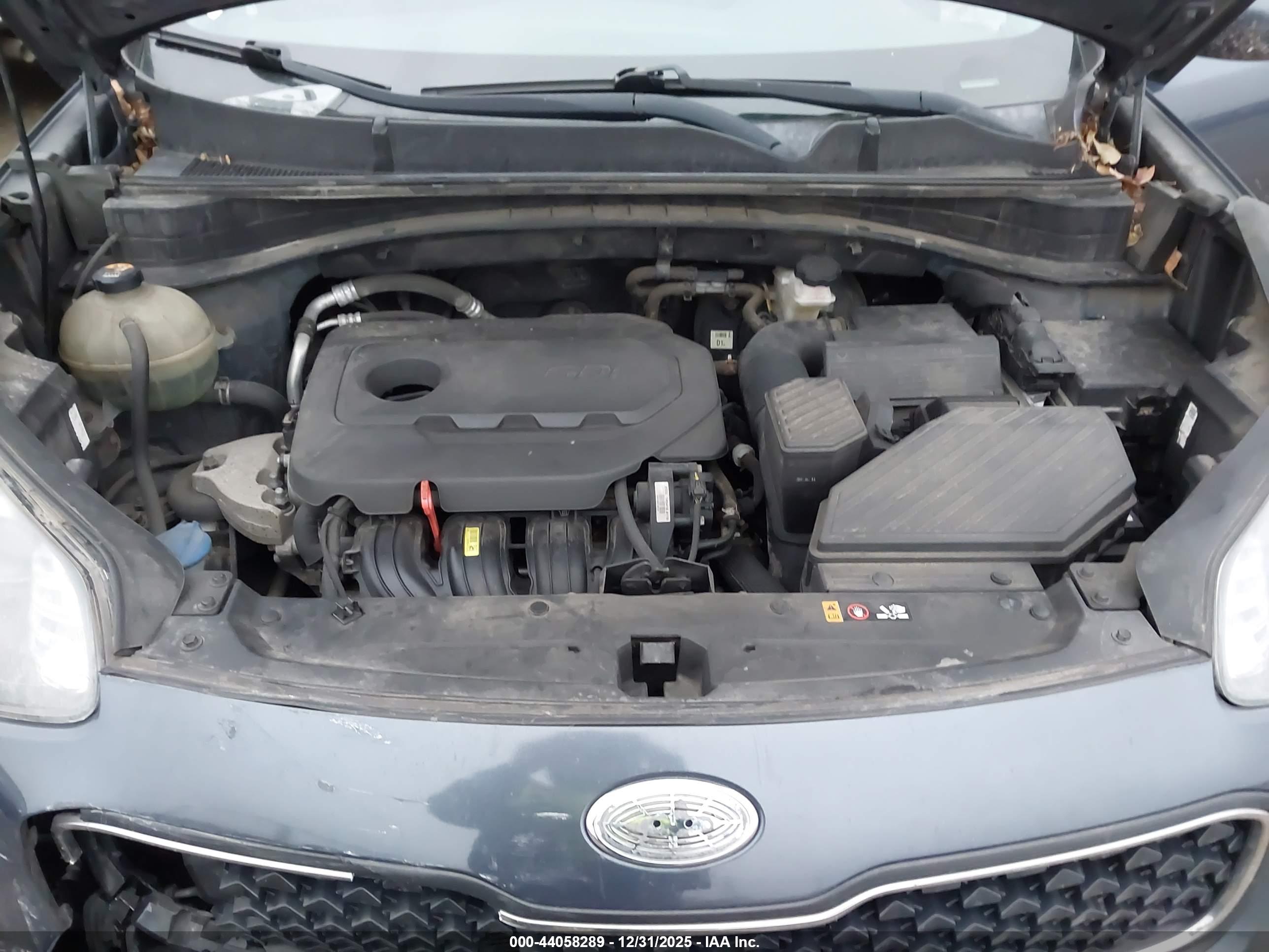 KIA SPORTAGE image 10
