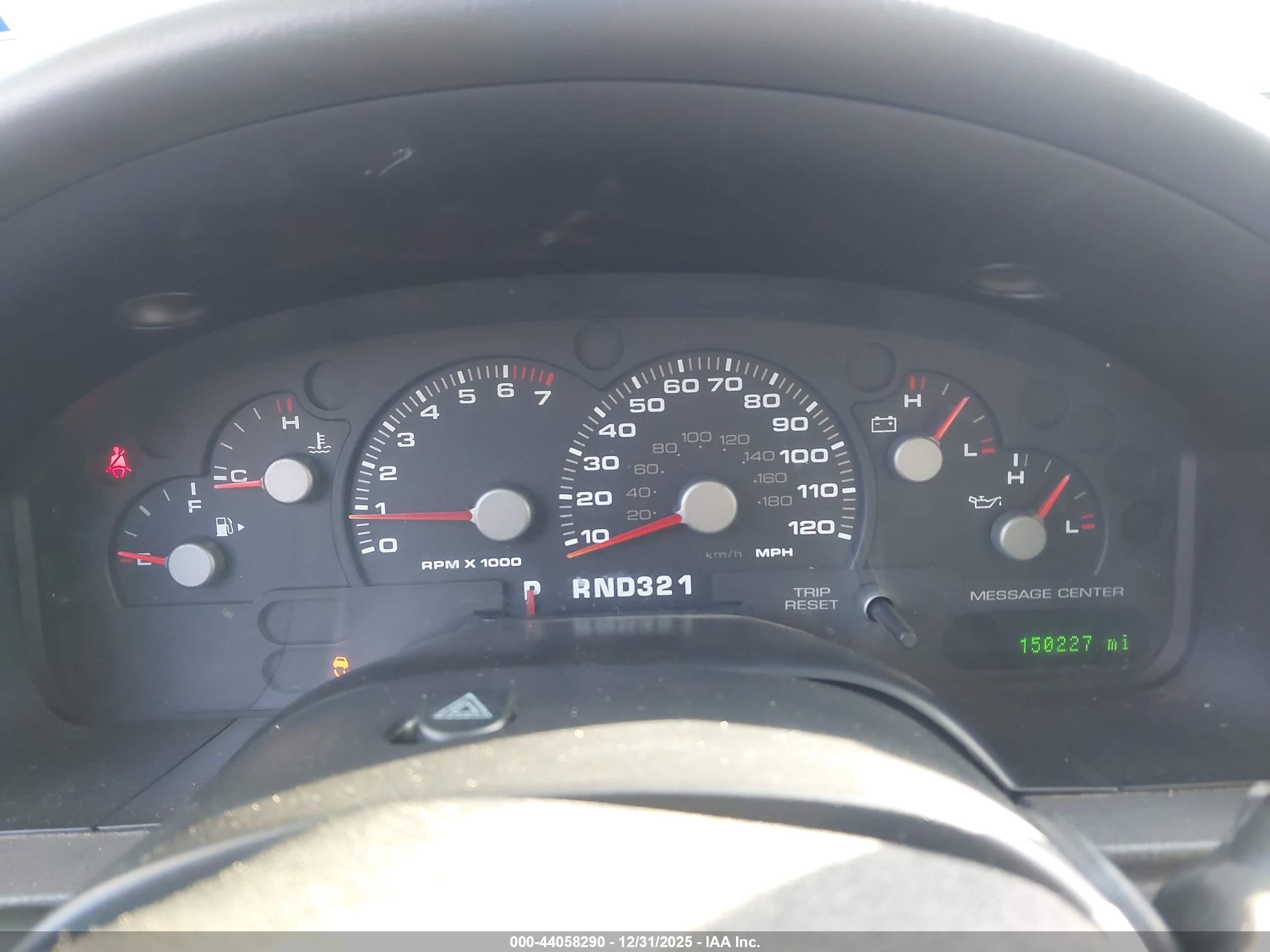 FORD EXPLORER image 7