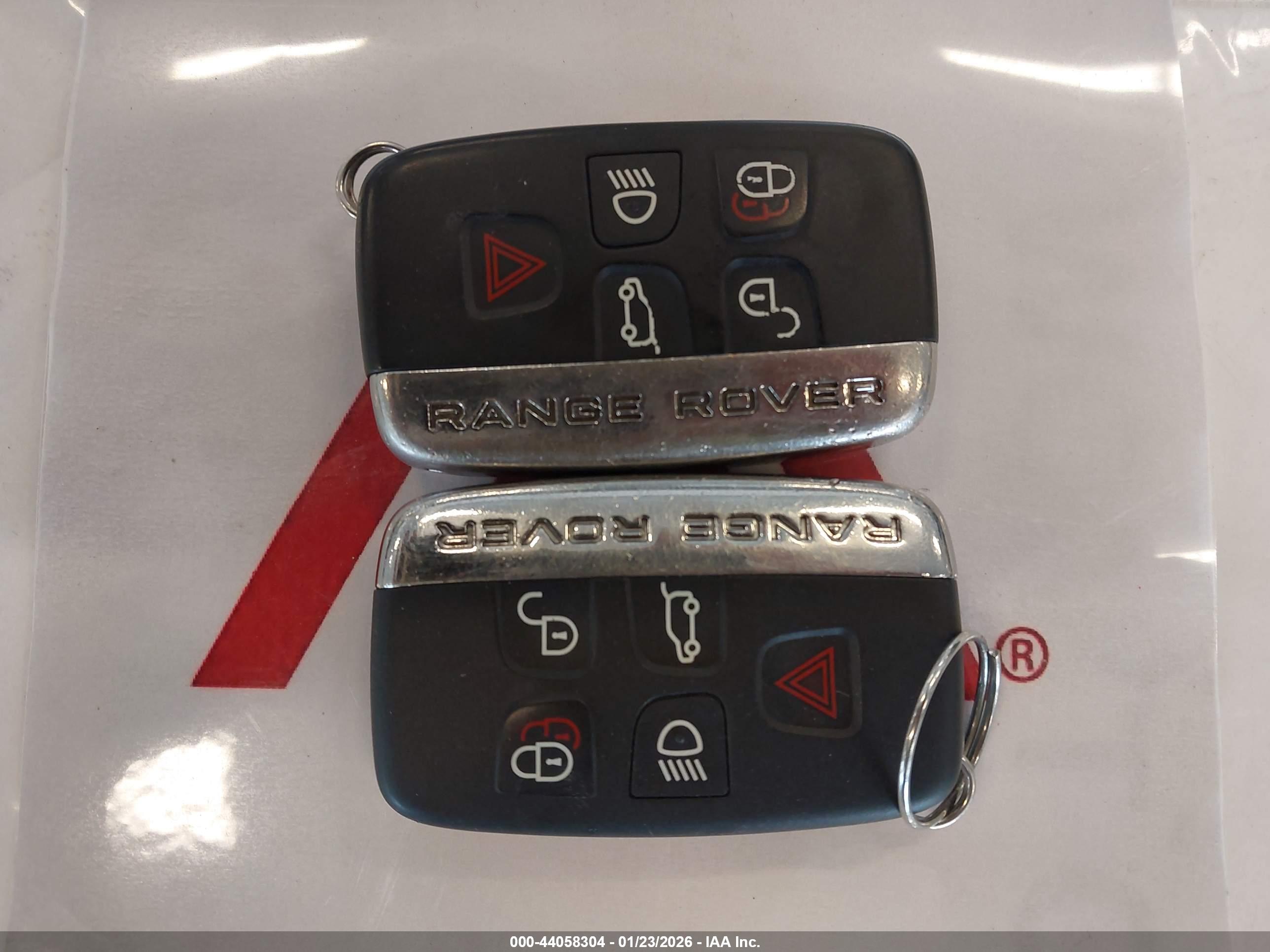 LAND ROVER image 11