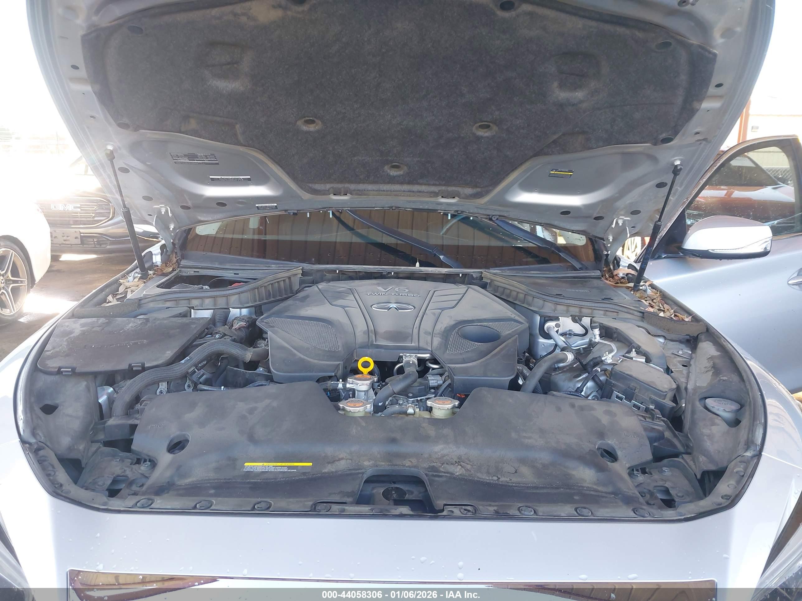 INFINITI Q50 image 10