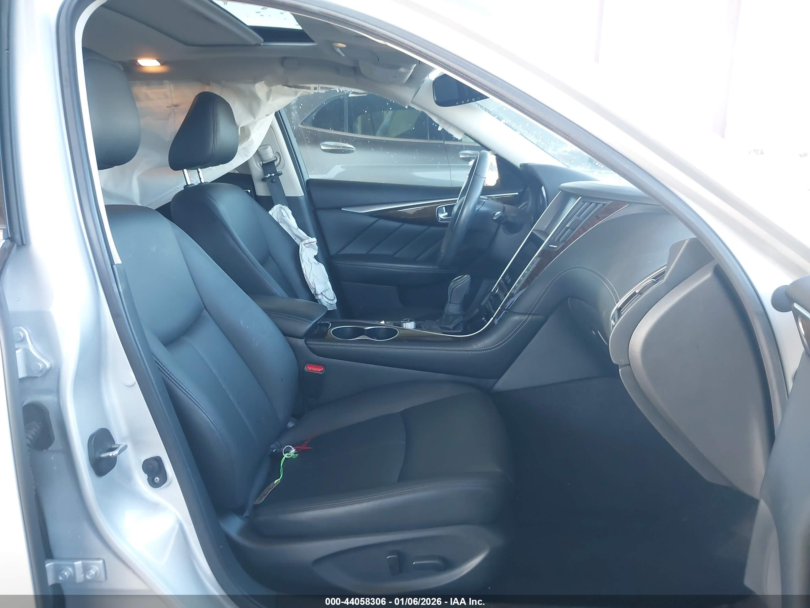 INFINITI Q50 image 5