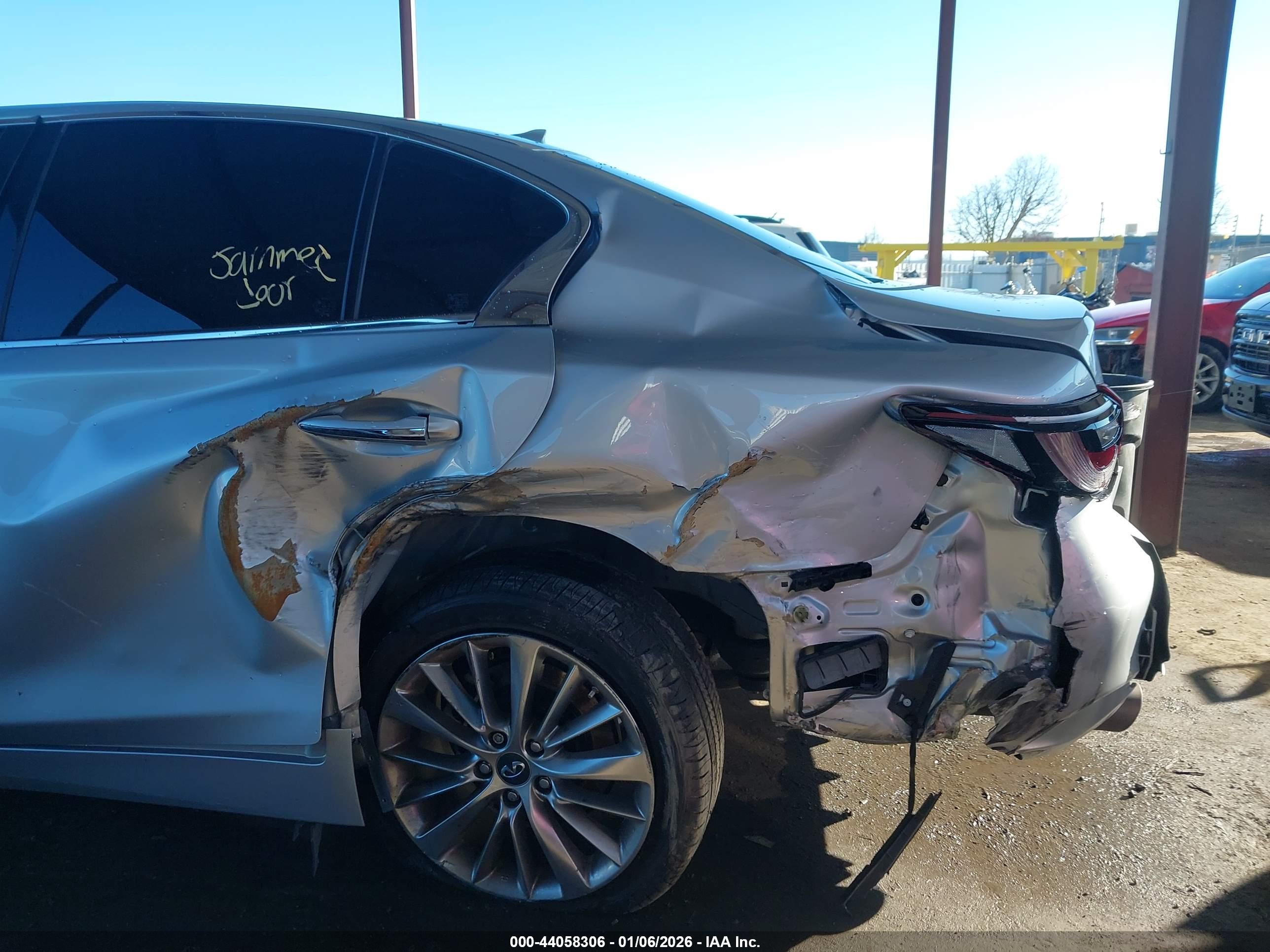 INFINITI Q50 image 6