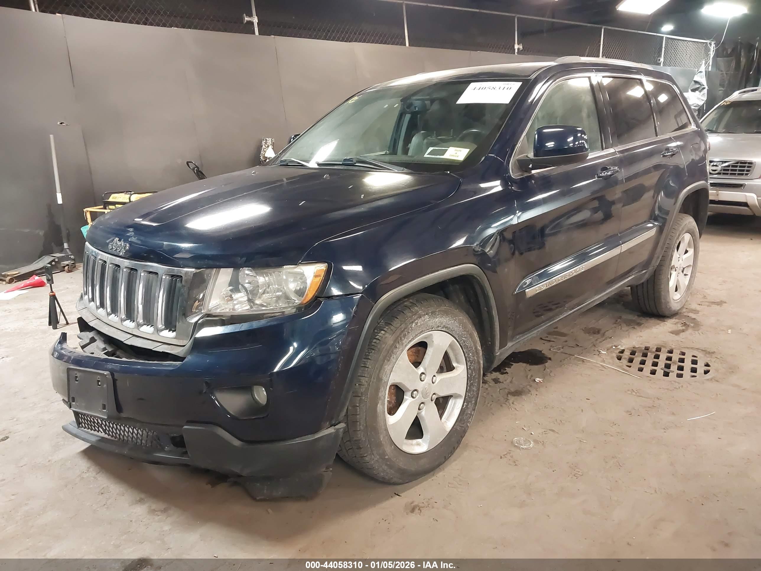 JEEP GRAND image 2