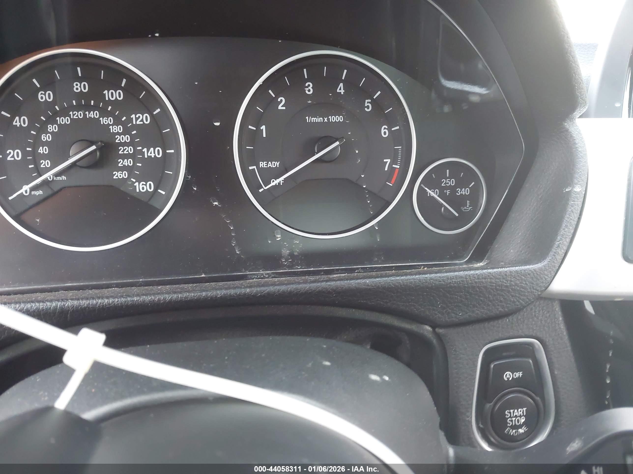 BMW 320I image 7