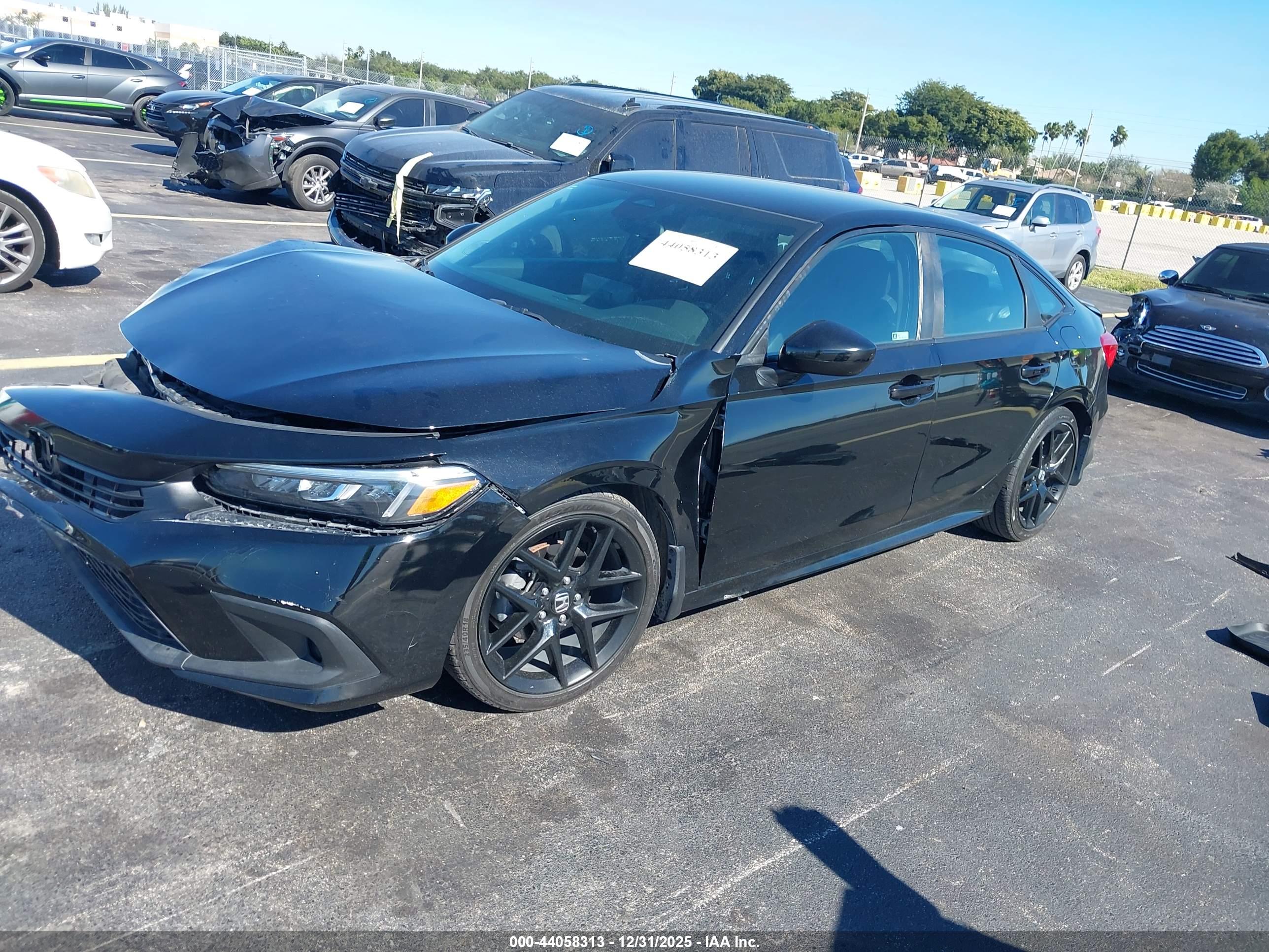 HONDA CIVIC image 2