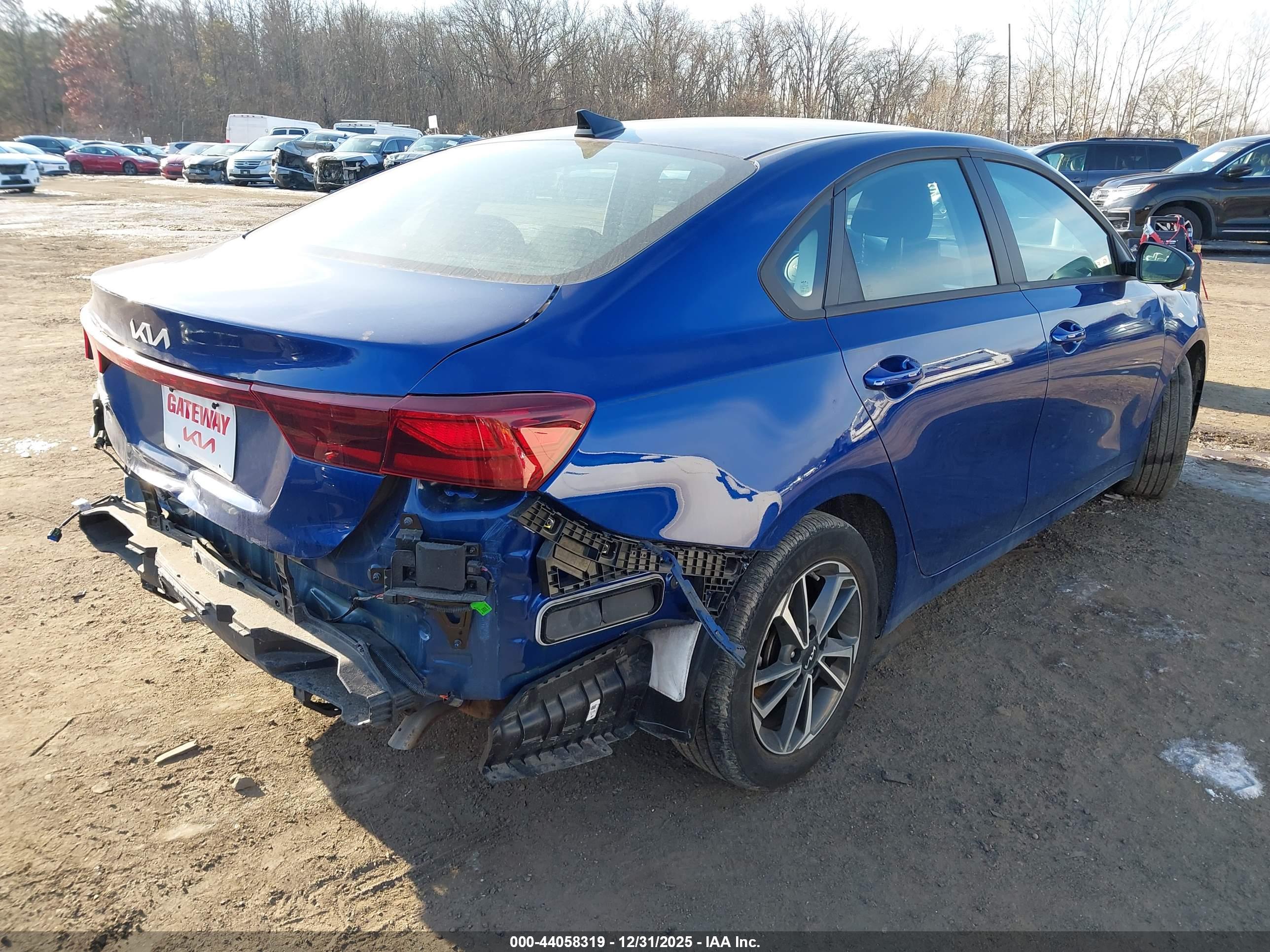 KIA FORTE image 4