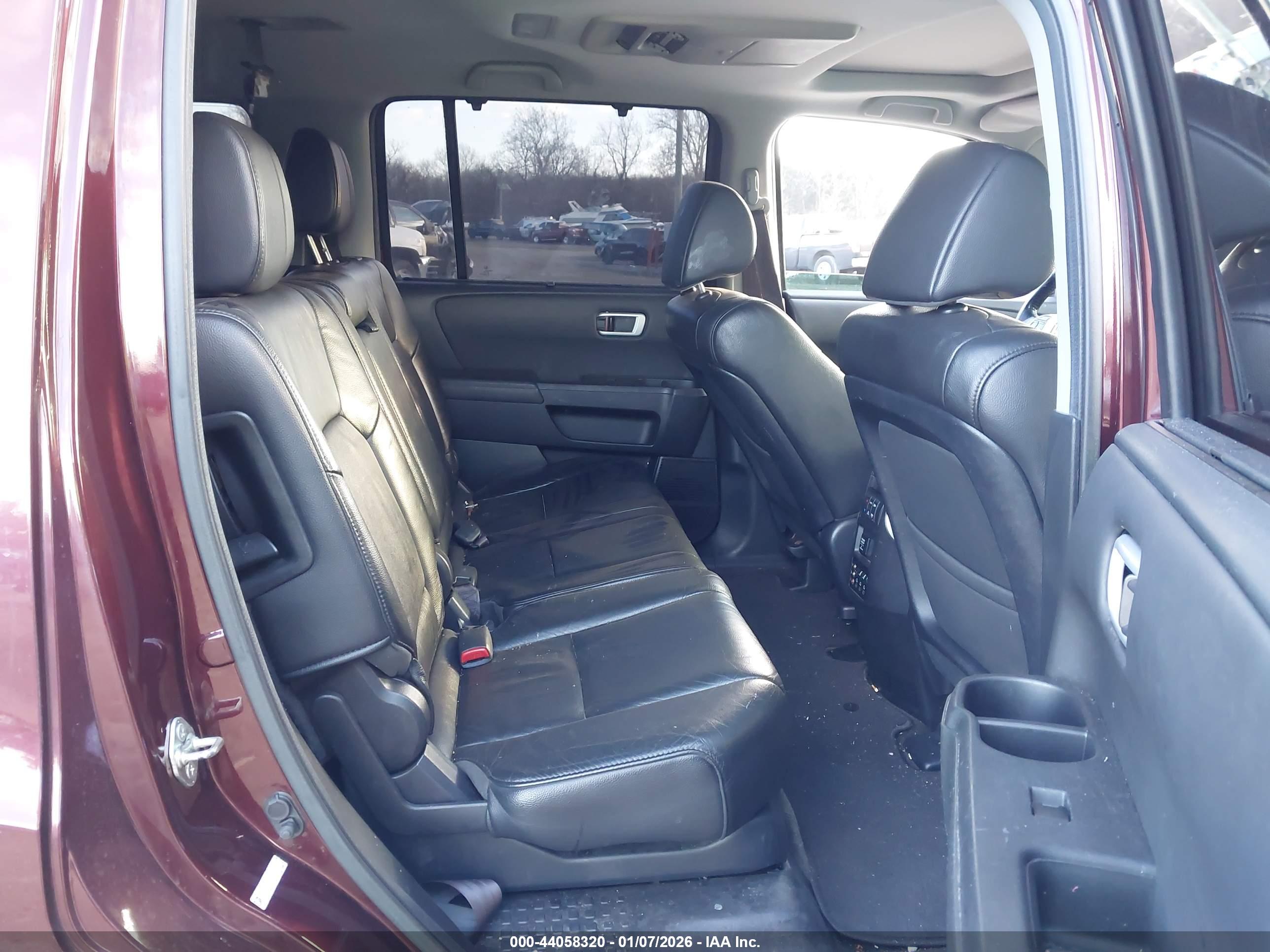 HONDA PILOT image 8