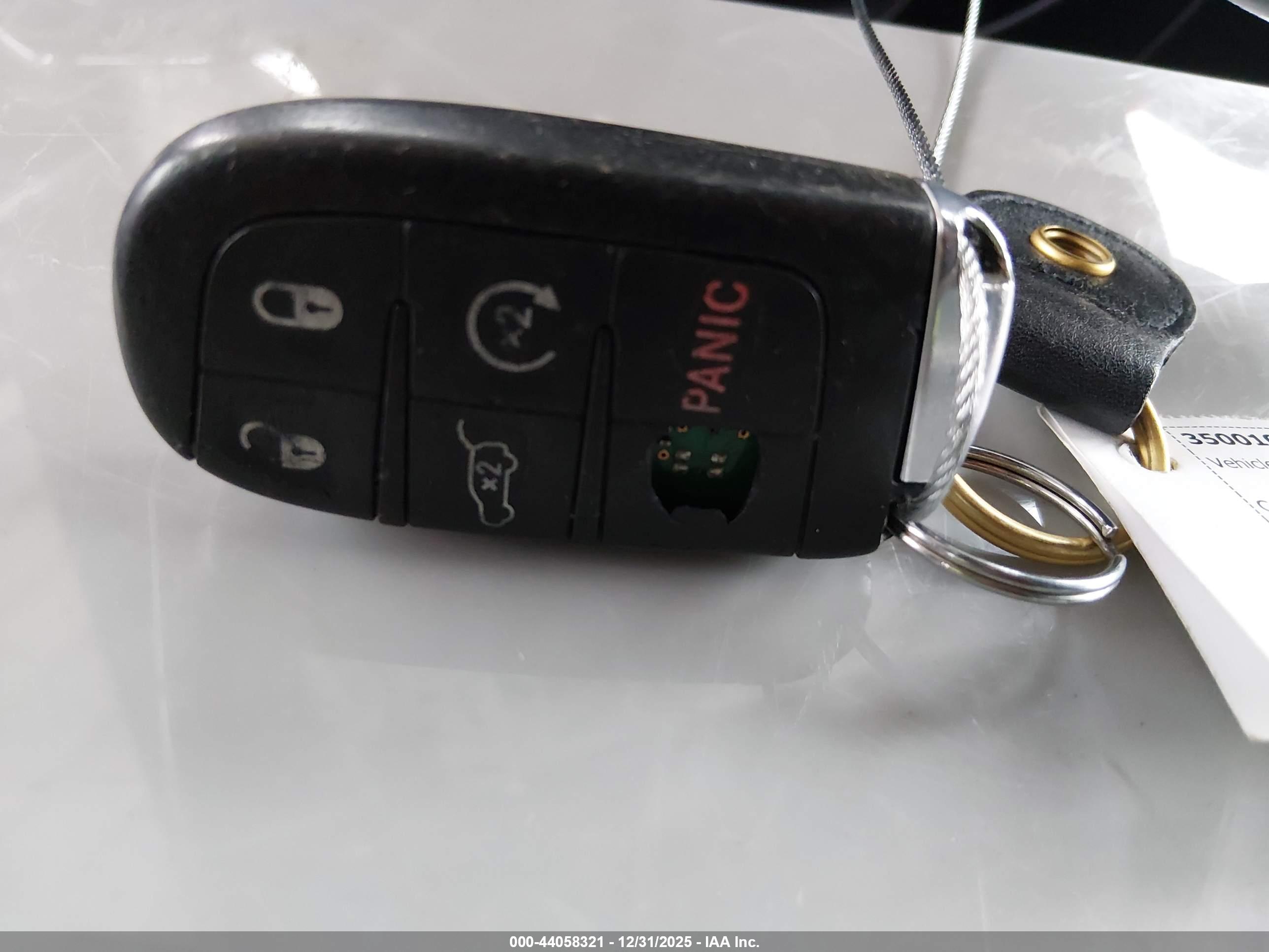 JEEP GRAND image 11