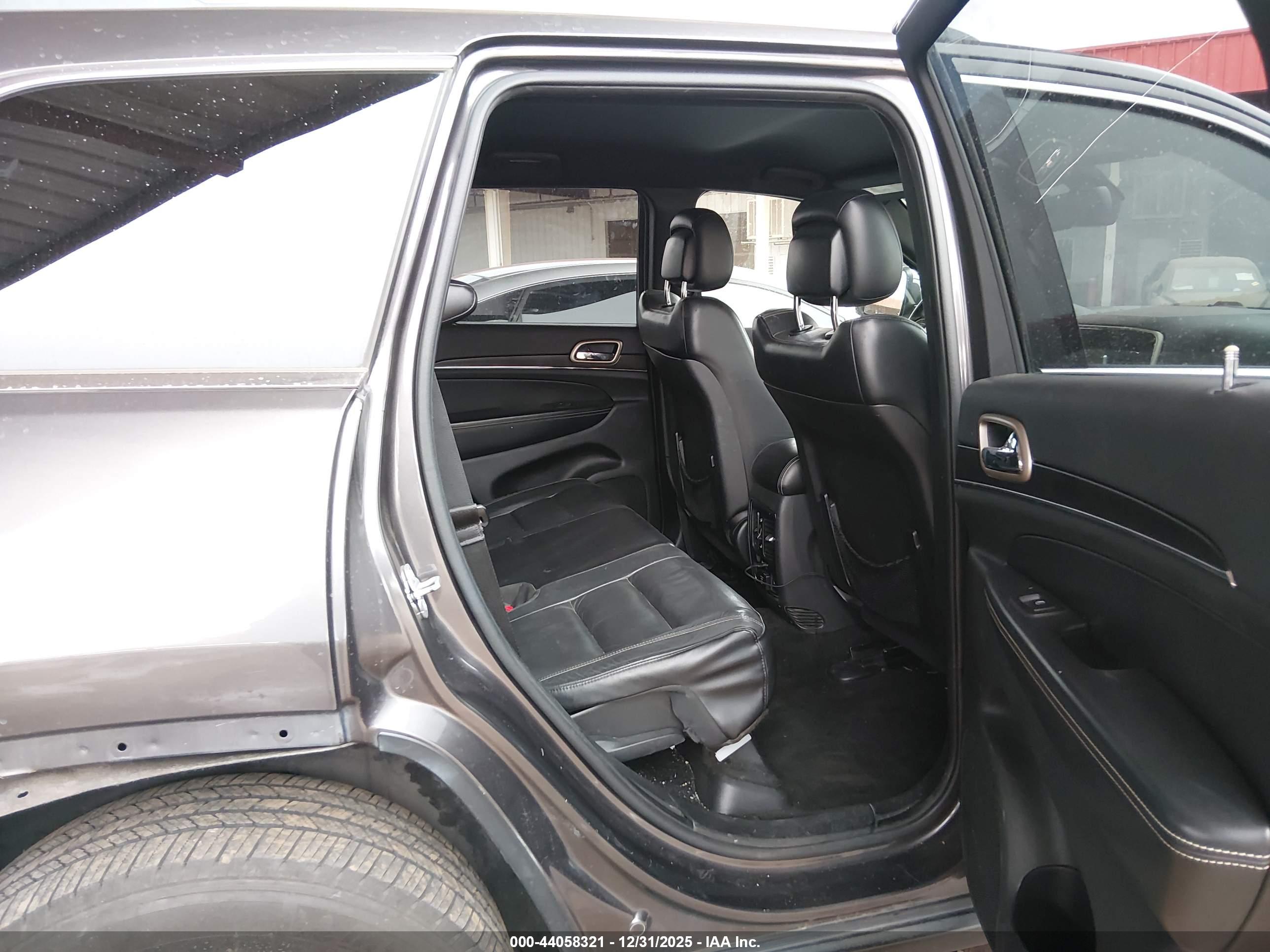 JEEP GRAND image 8