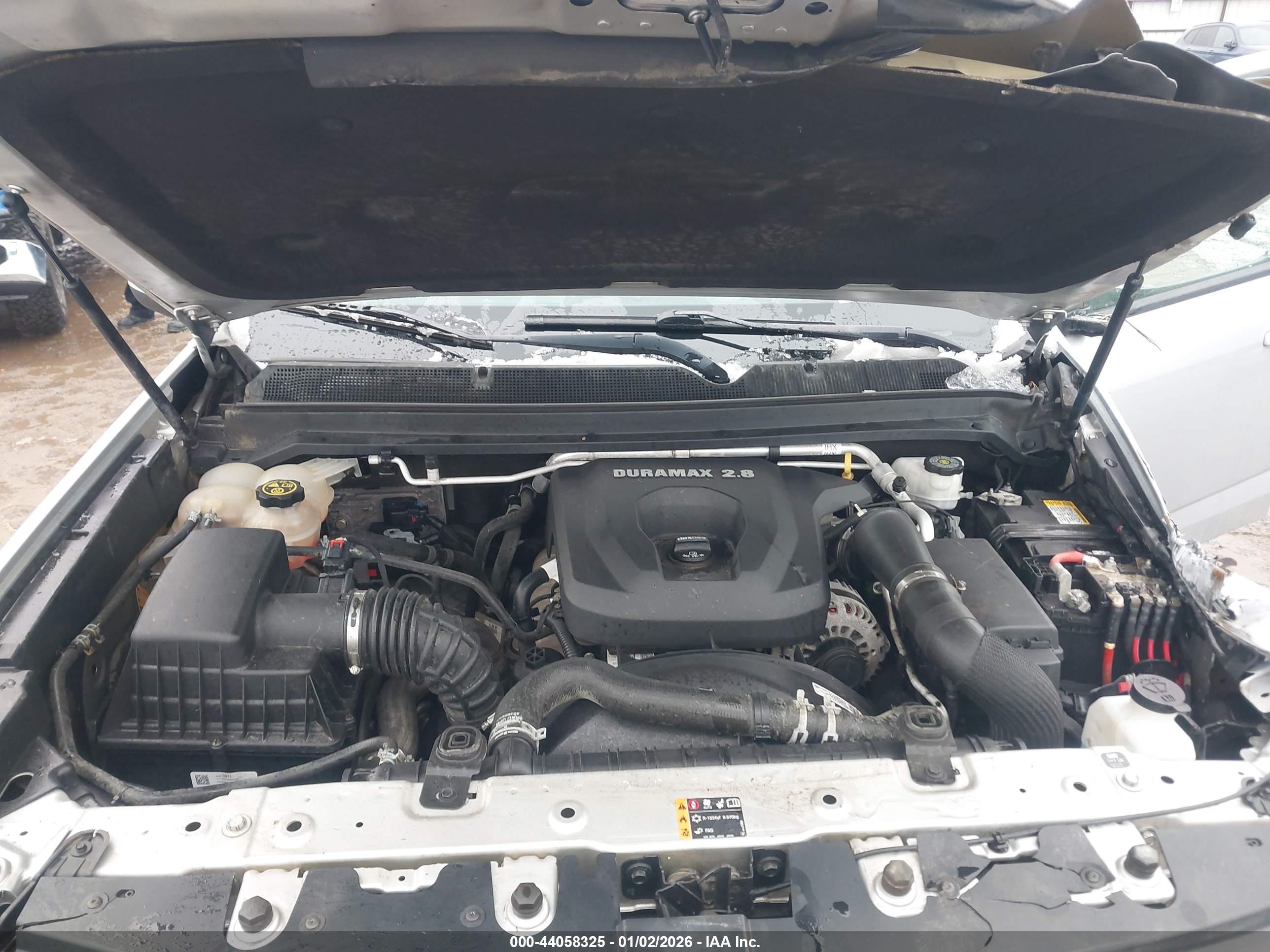 CHEVROLET COLORADO image 10