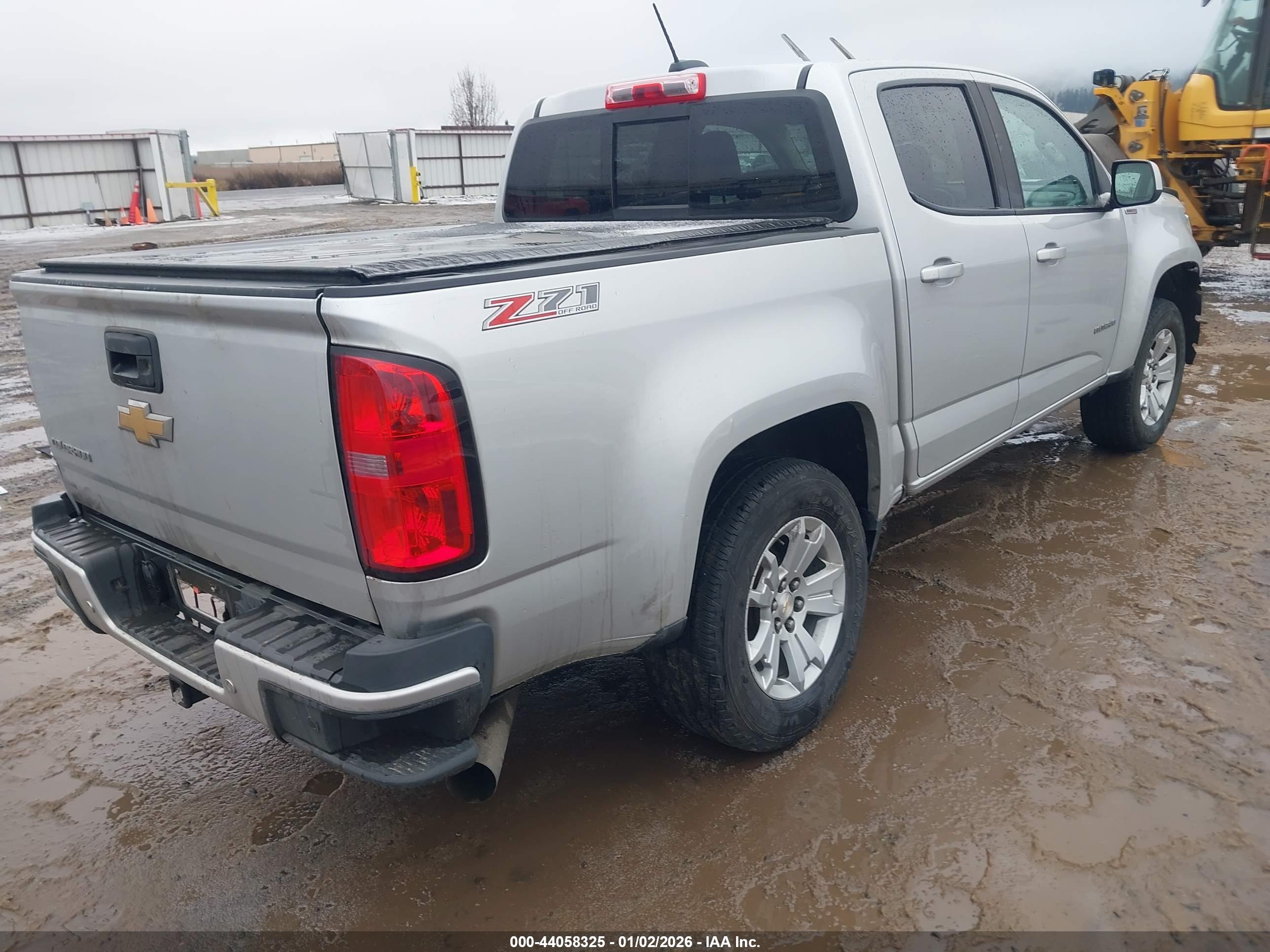 CHEVROLET COLORADO image 4