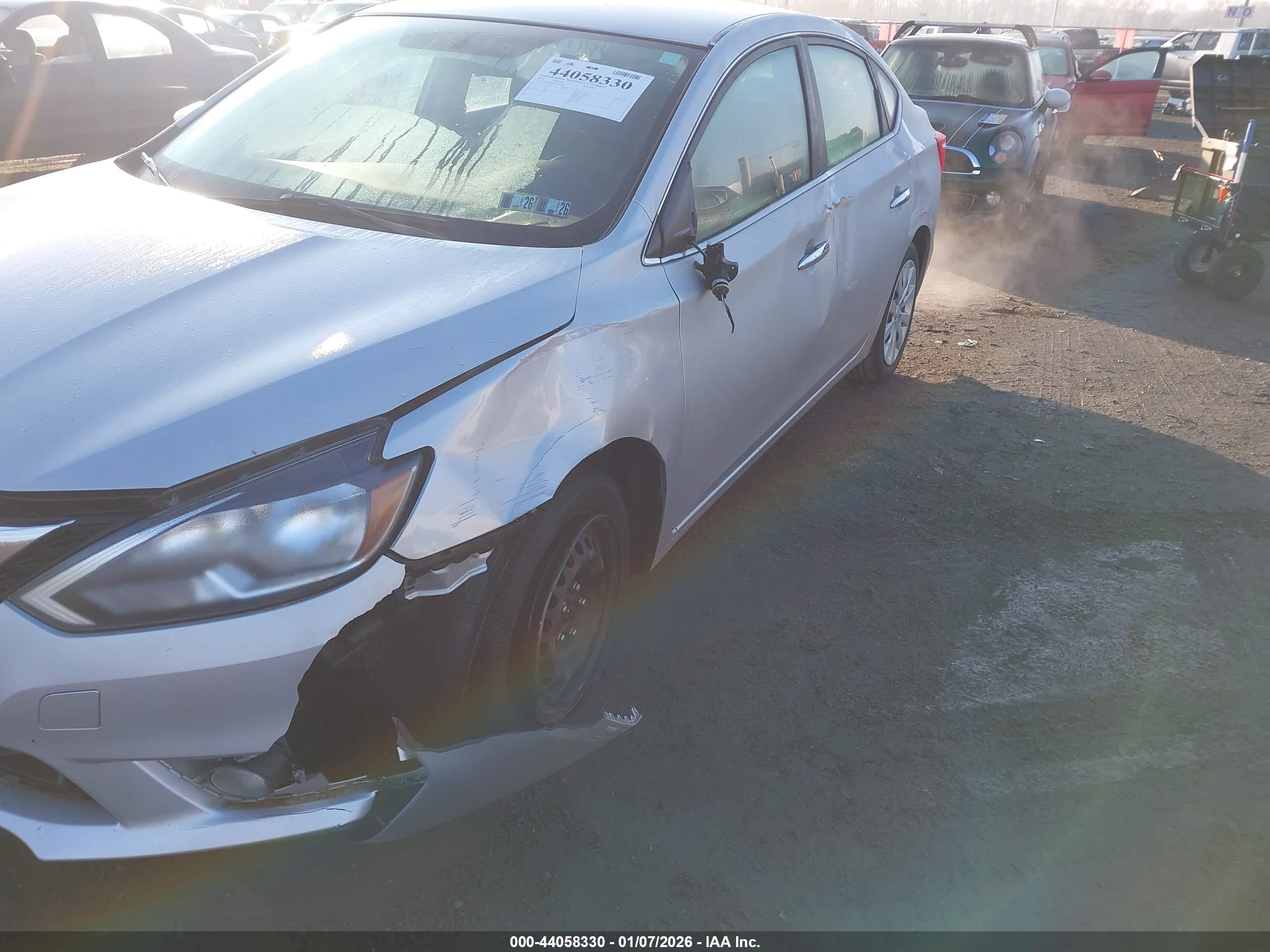 NISSAN SENTRA image 6
