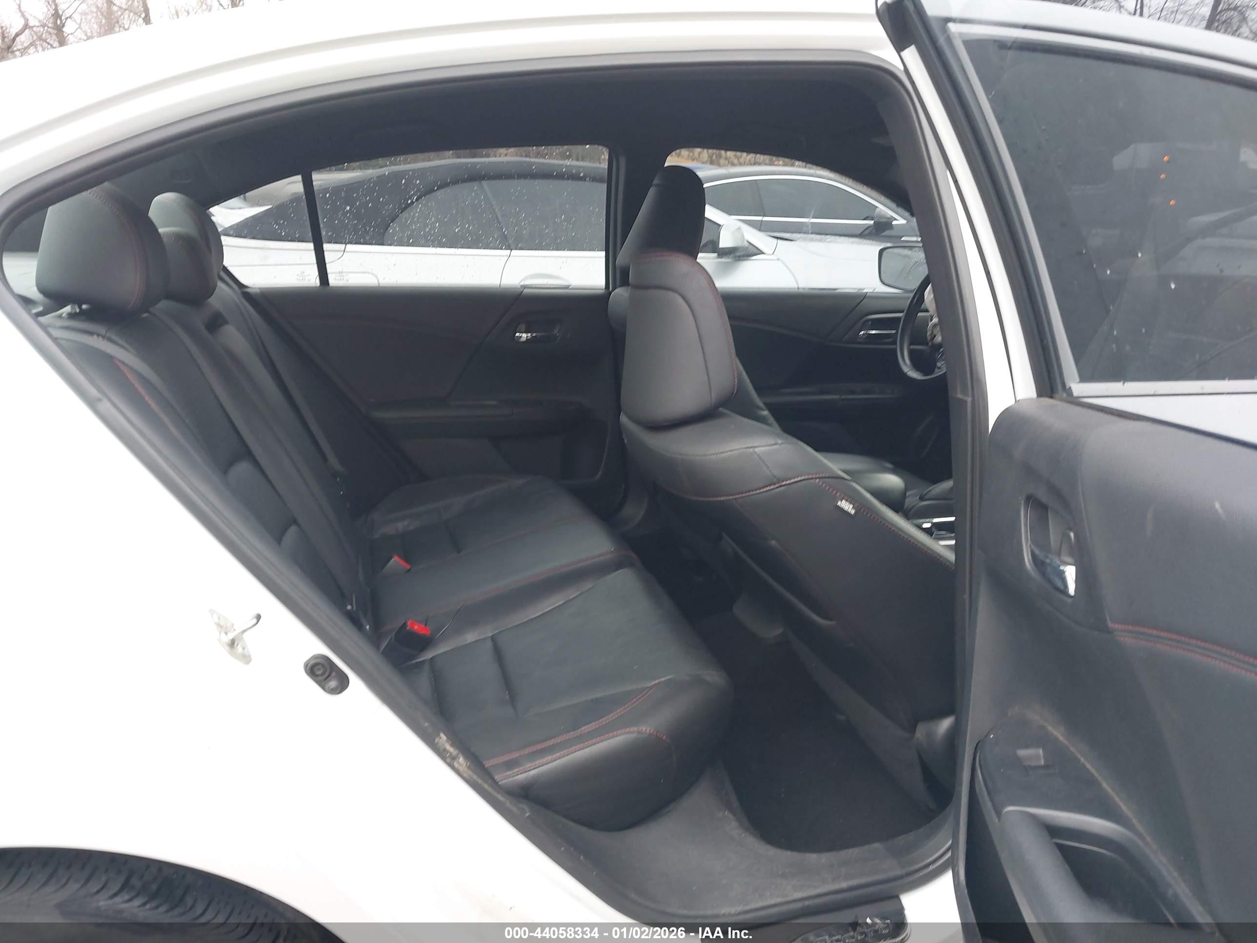 HONDA ACCORD image 8