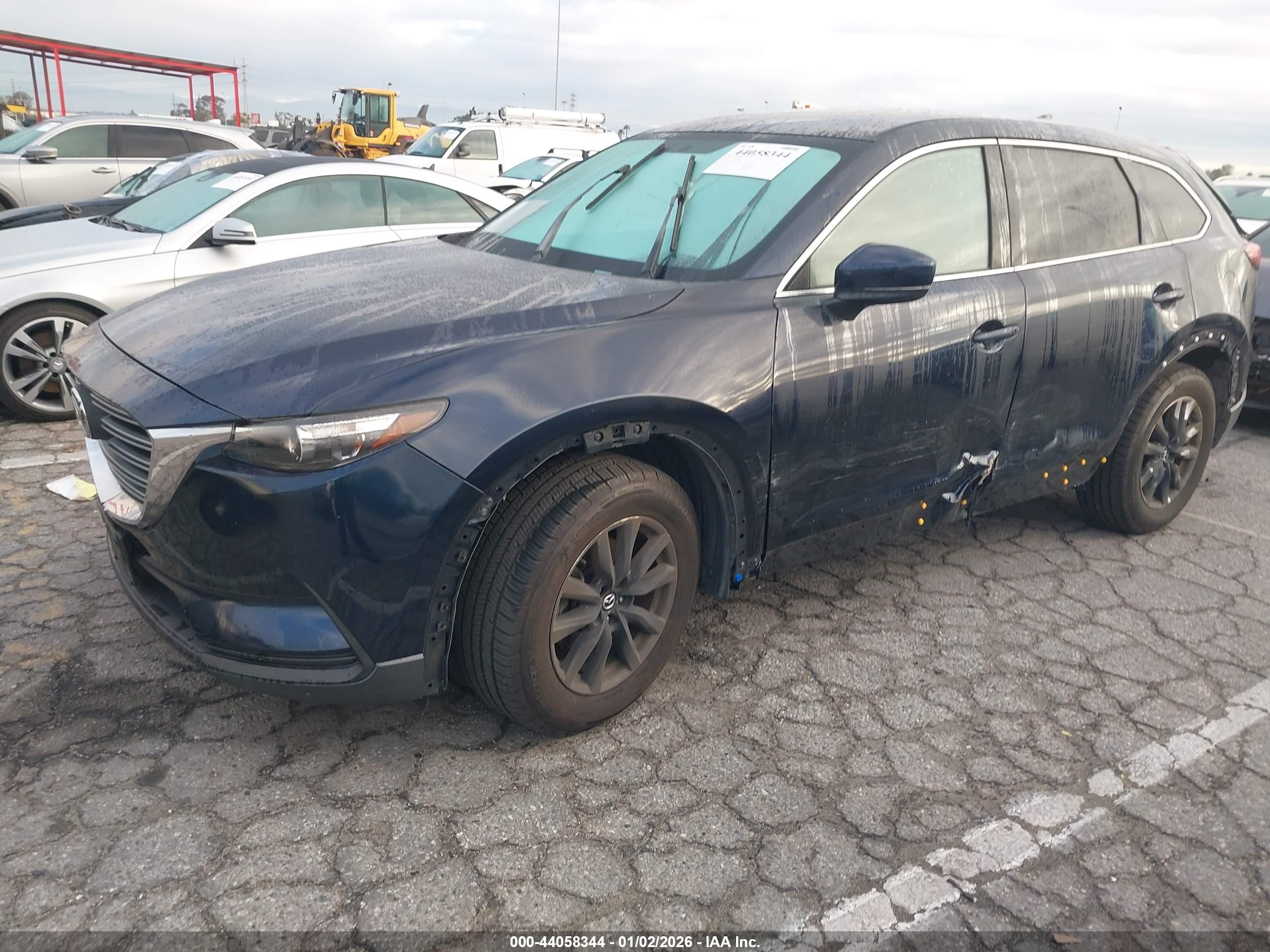 MAZDA CX-9 image 2