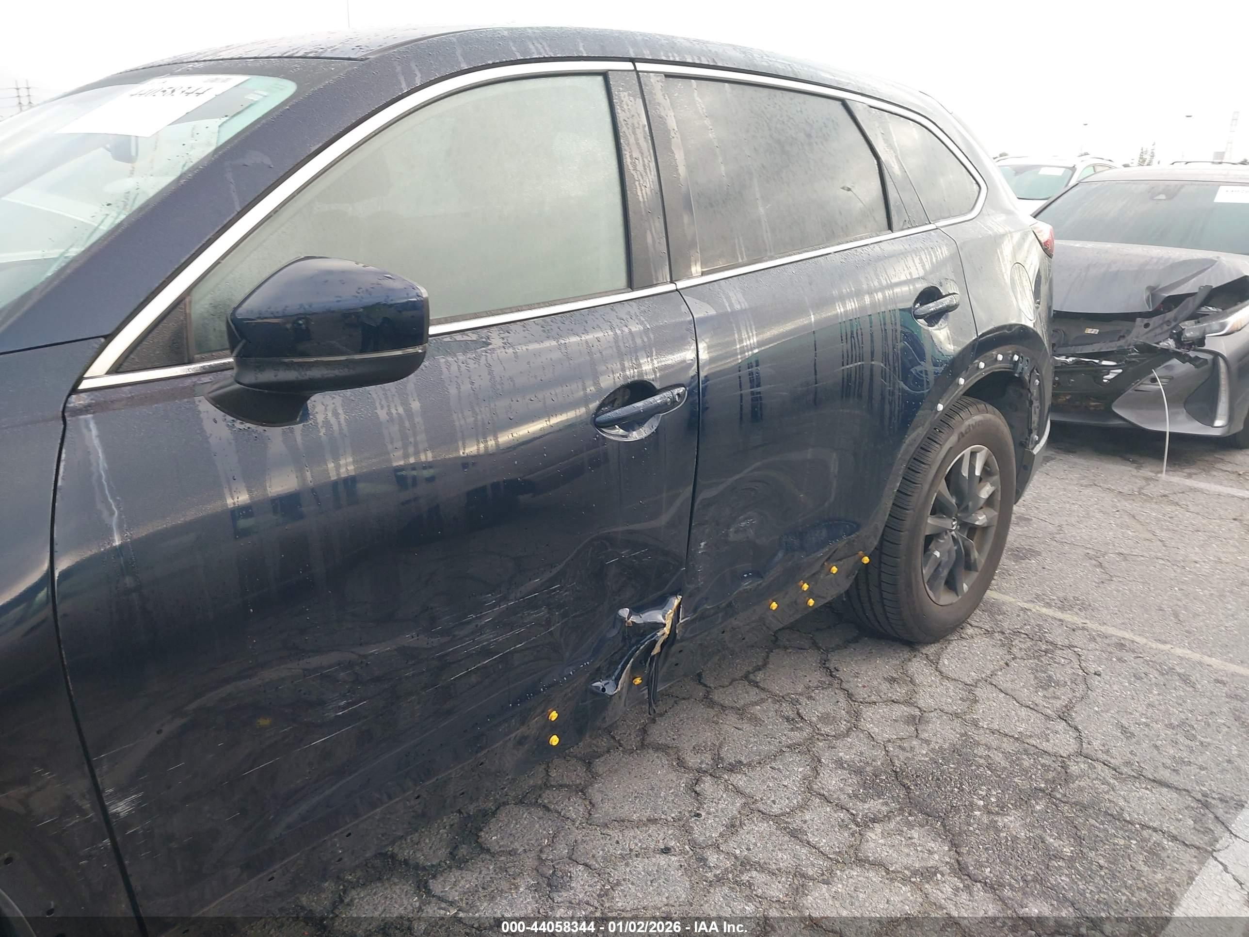 MAZDA CX-9 image 6