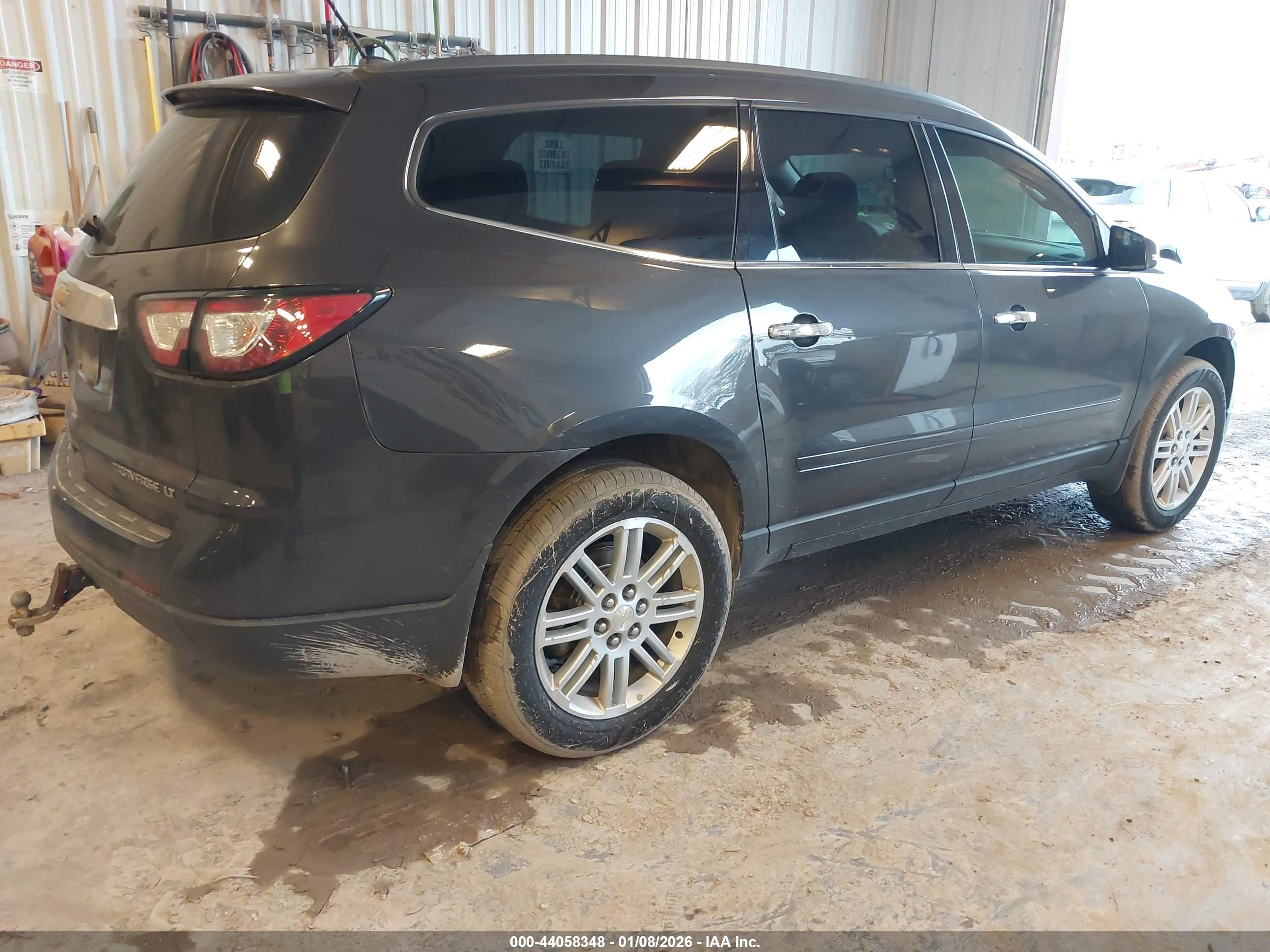 CHEVROLET TRAVERSE image 4