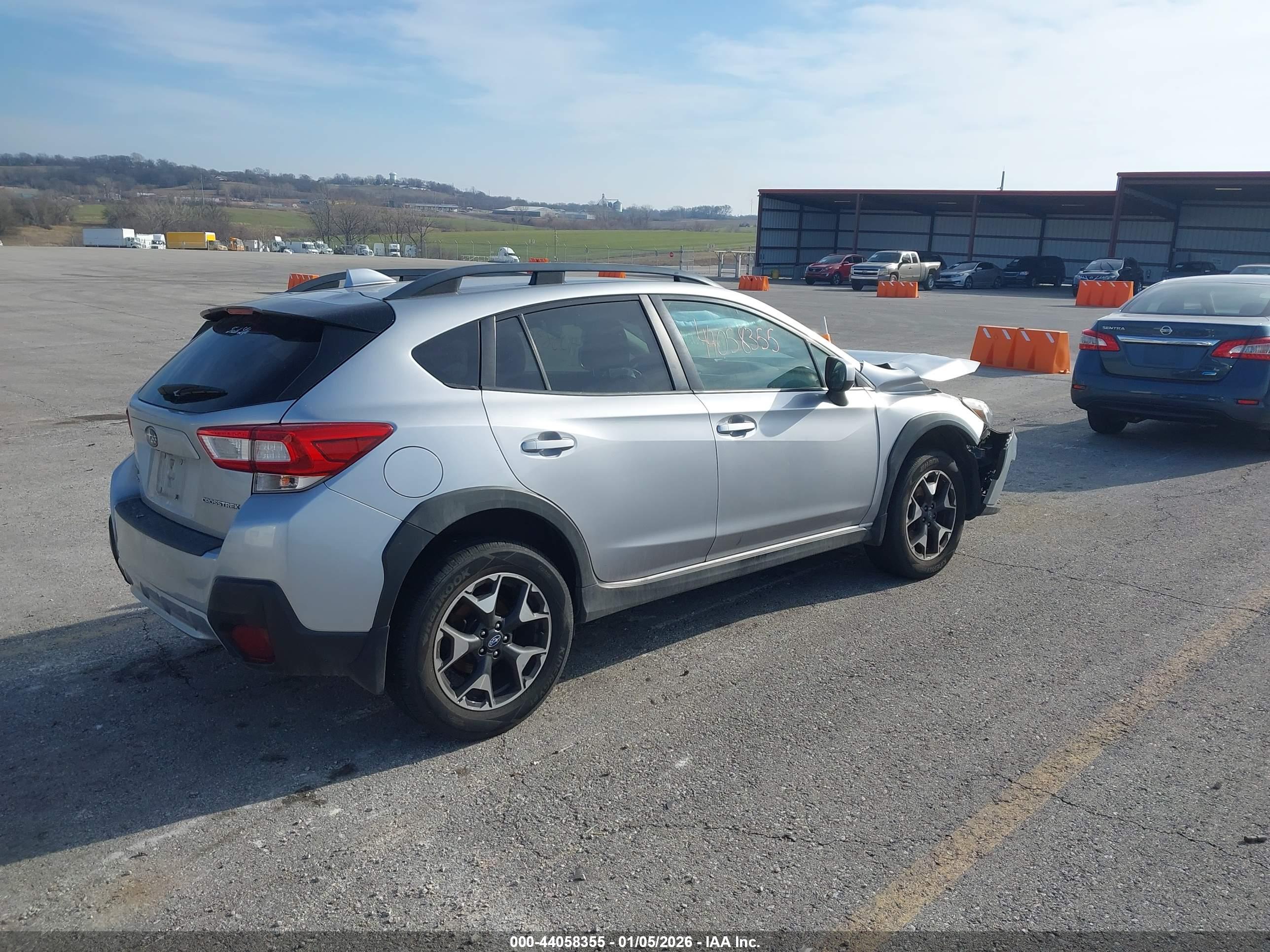 SUBARU CROSSTREK image 4