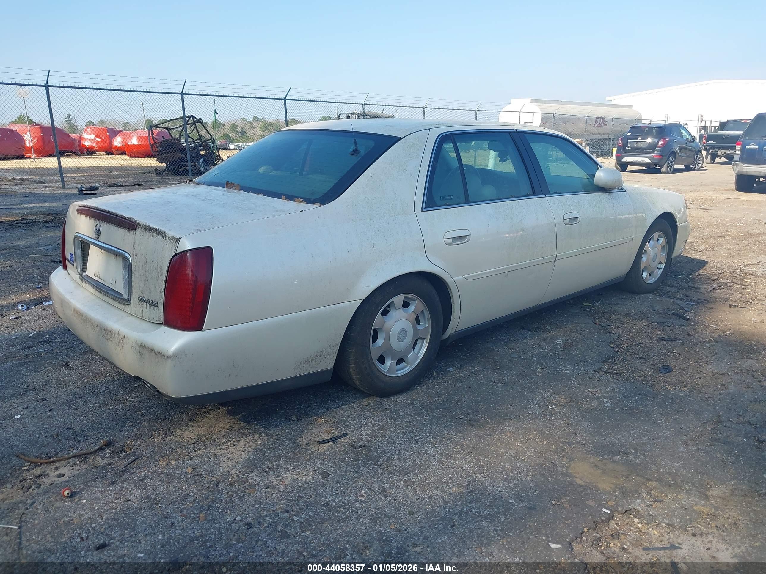 CADILLAC DEVILLE image 4