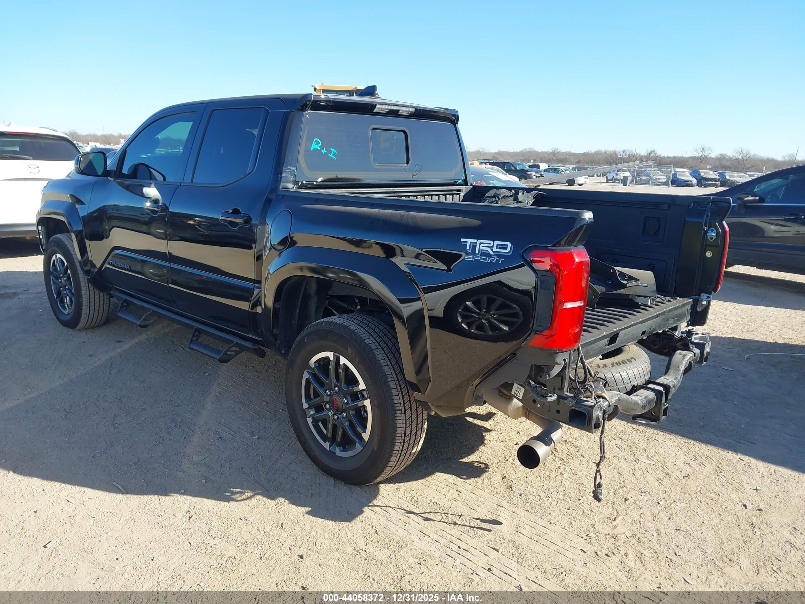 TOYOTA TACOMA image 3