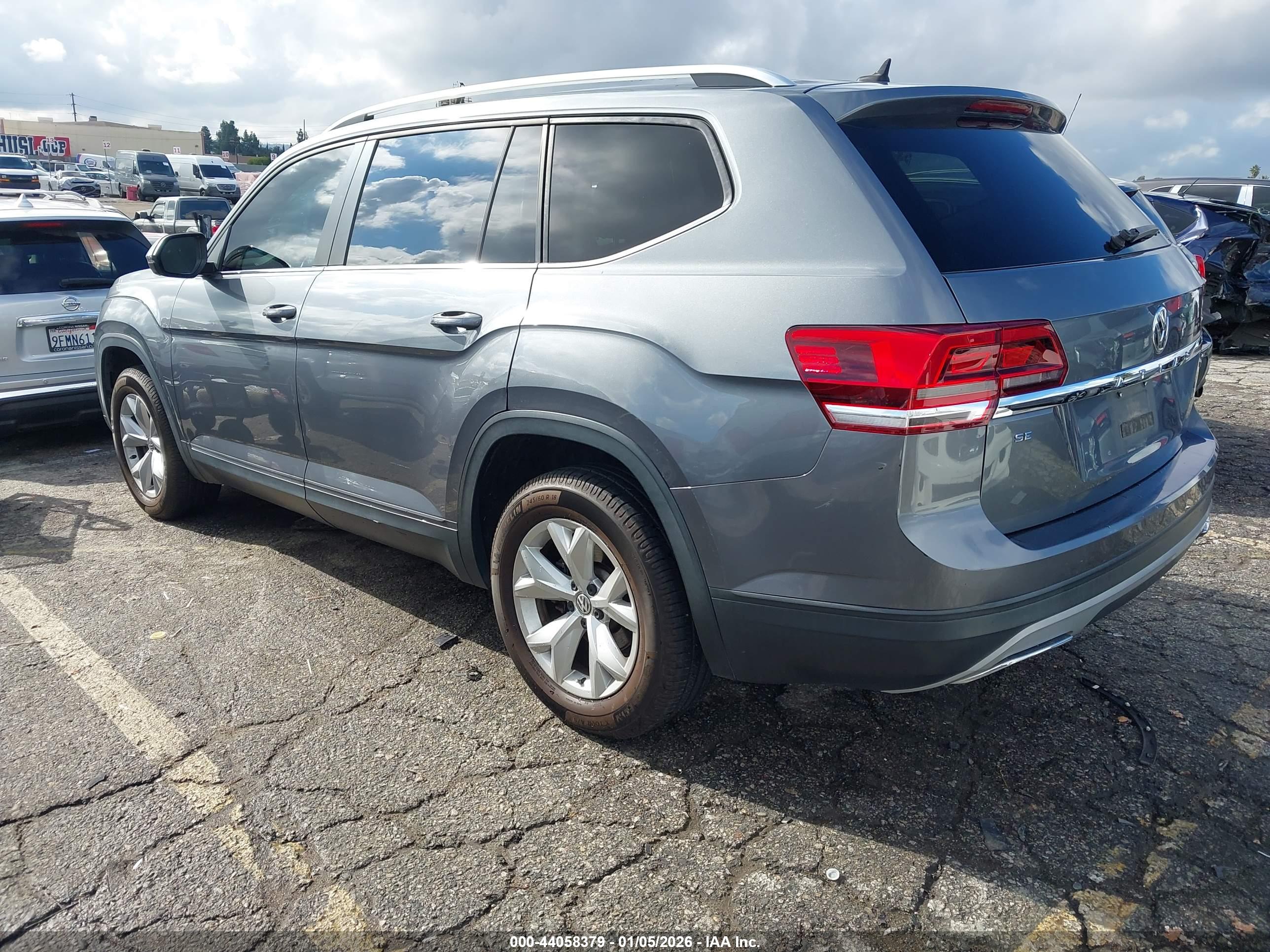 VOLKSWAGEN ATLAS image 3
