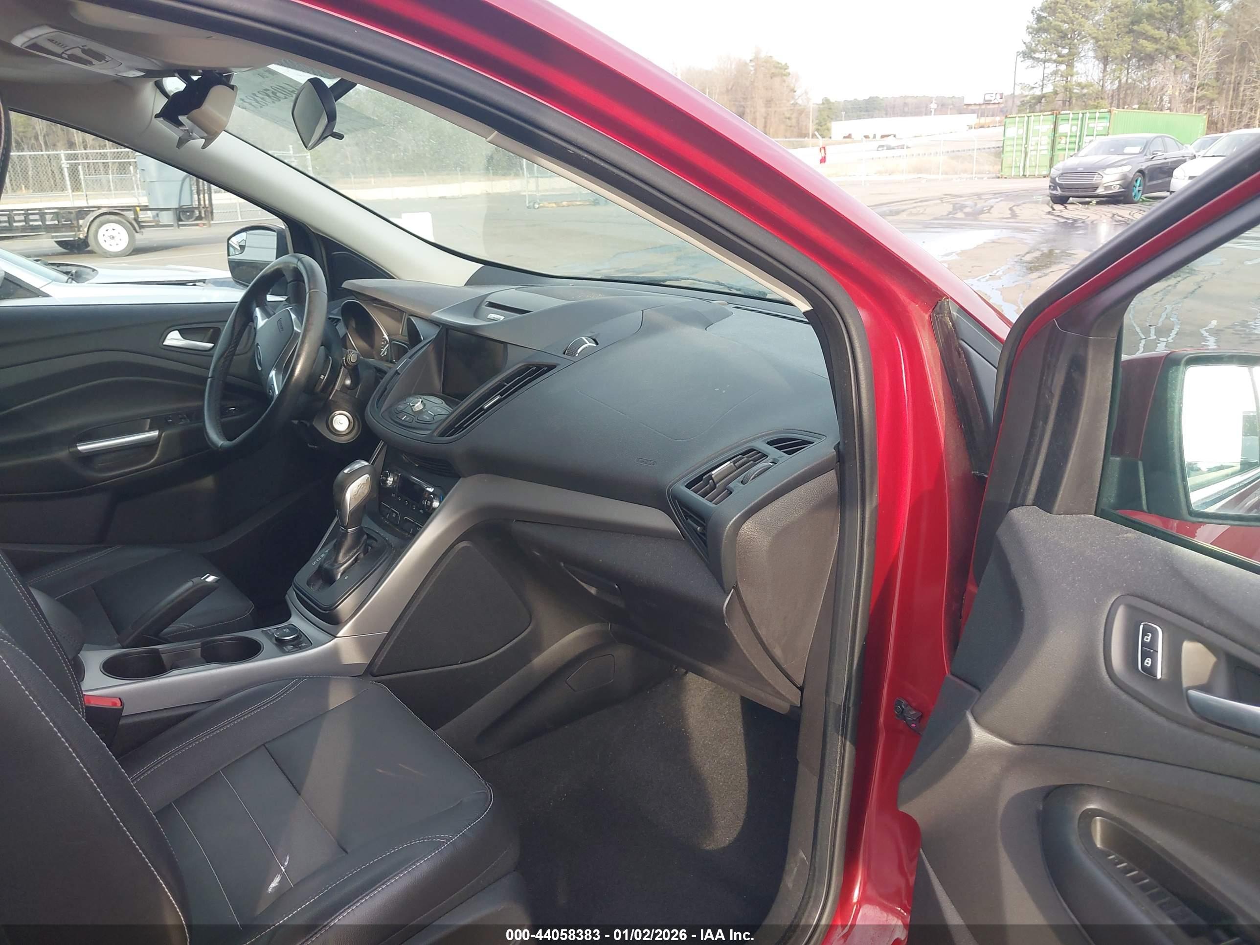 FORD ESCAPE image 5