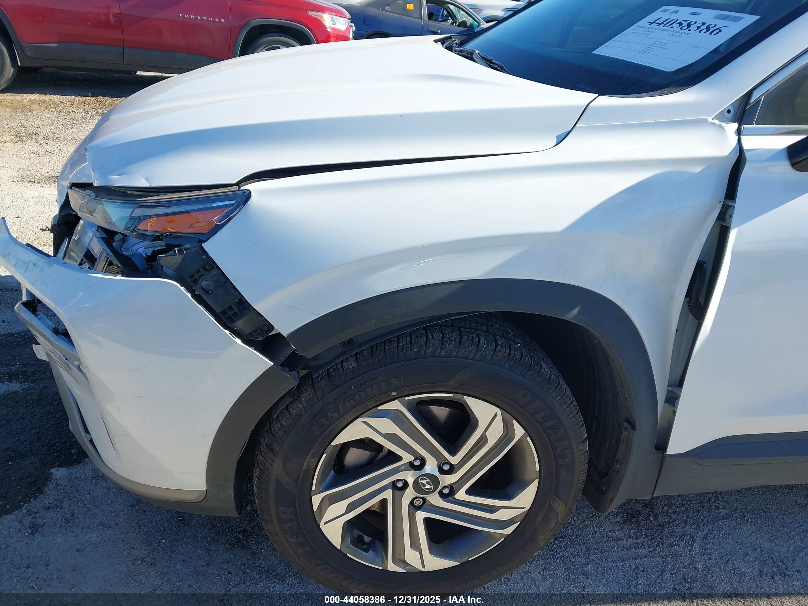 HYUNDAI SANTA image 6