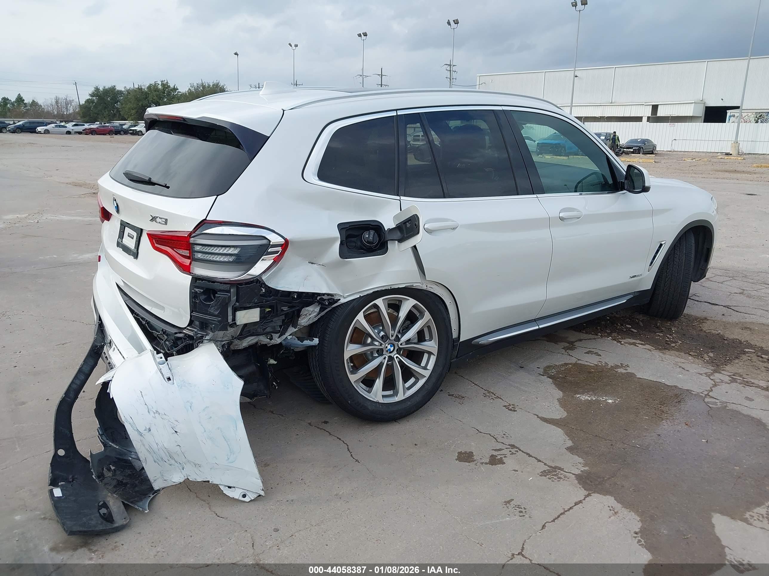 BMW X3 image 4