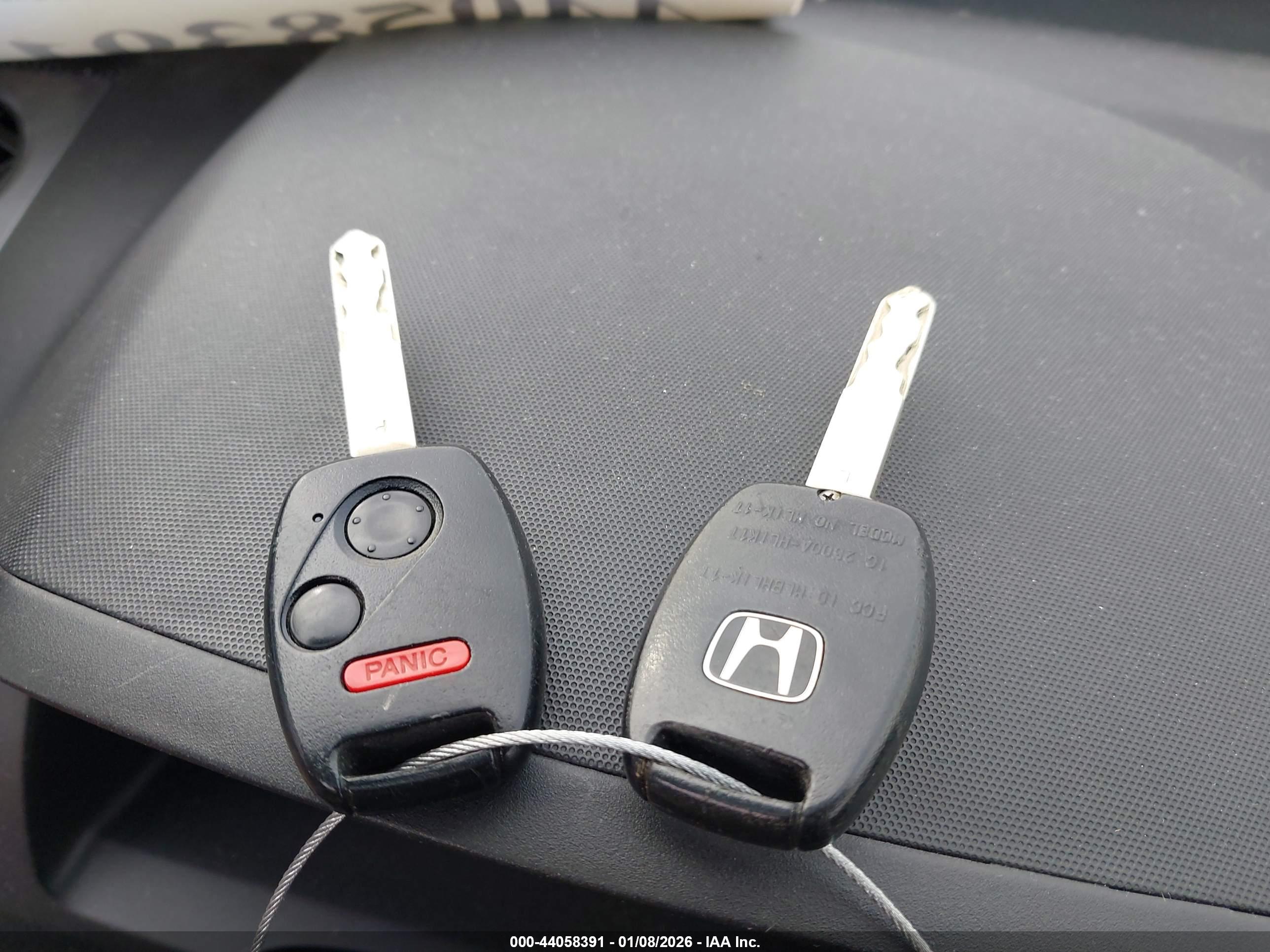 HONDA CR-V image 11
