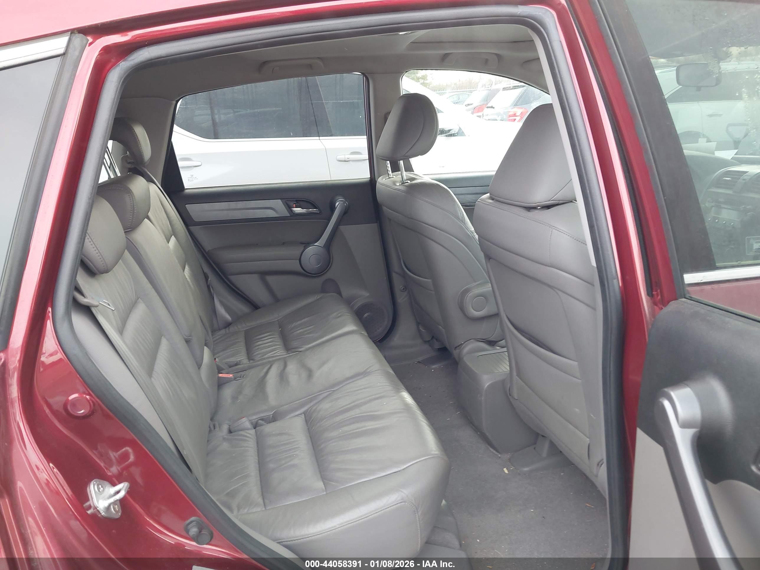 HONDA CR-V image 8