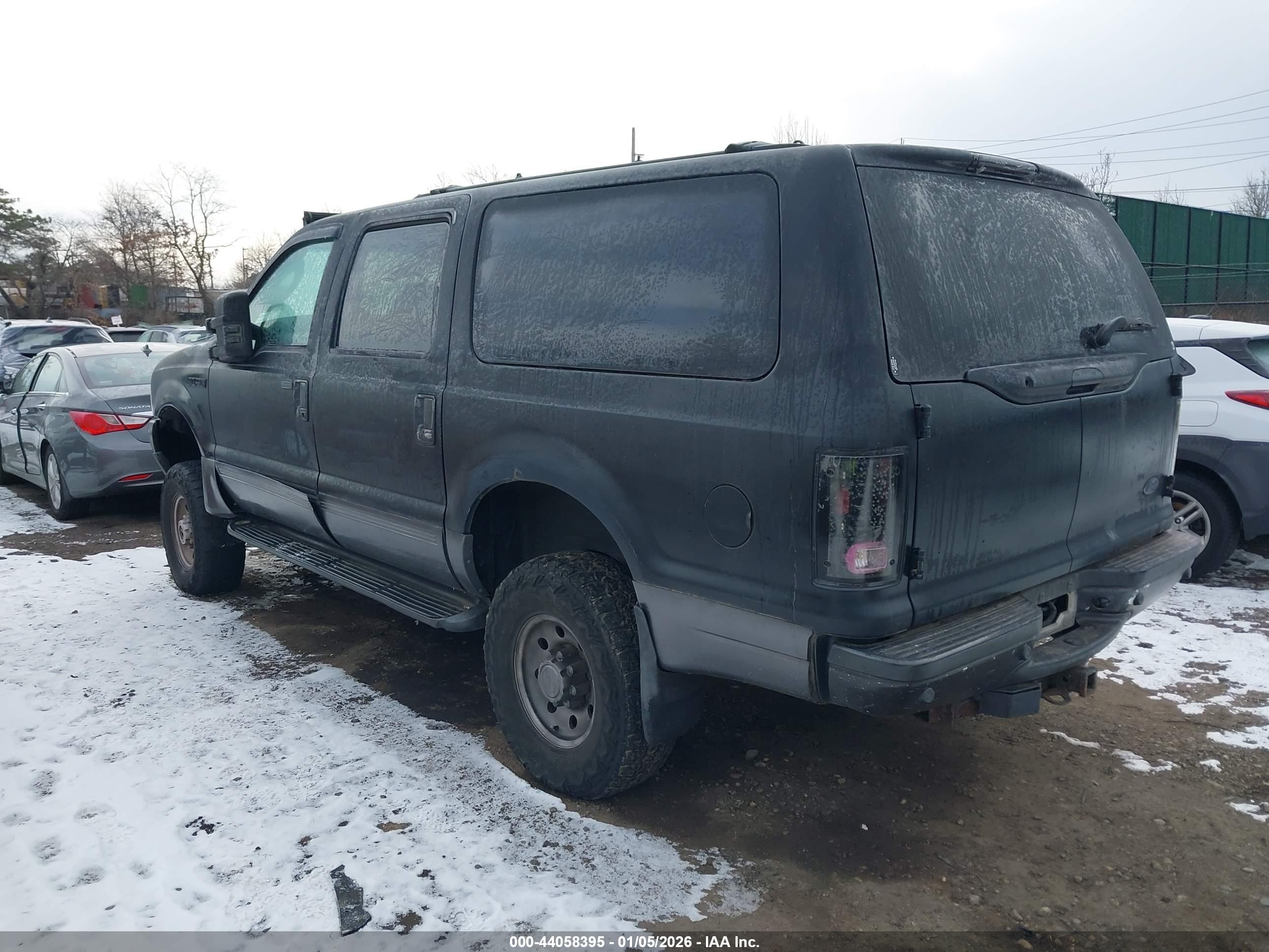FORD EXCURSION image 3