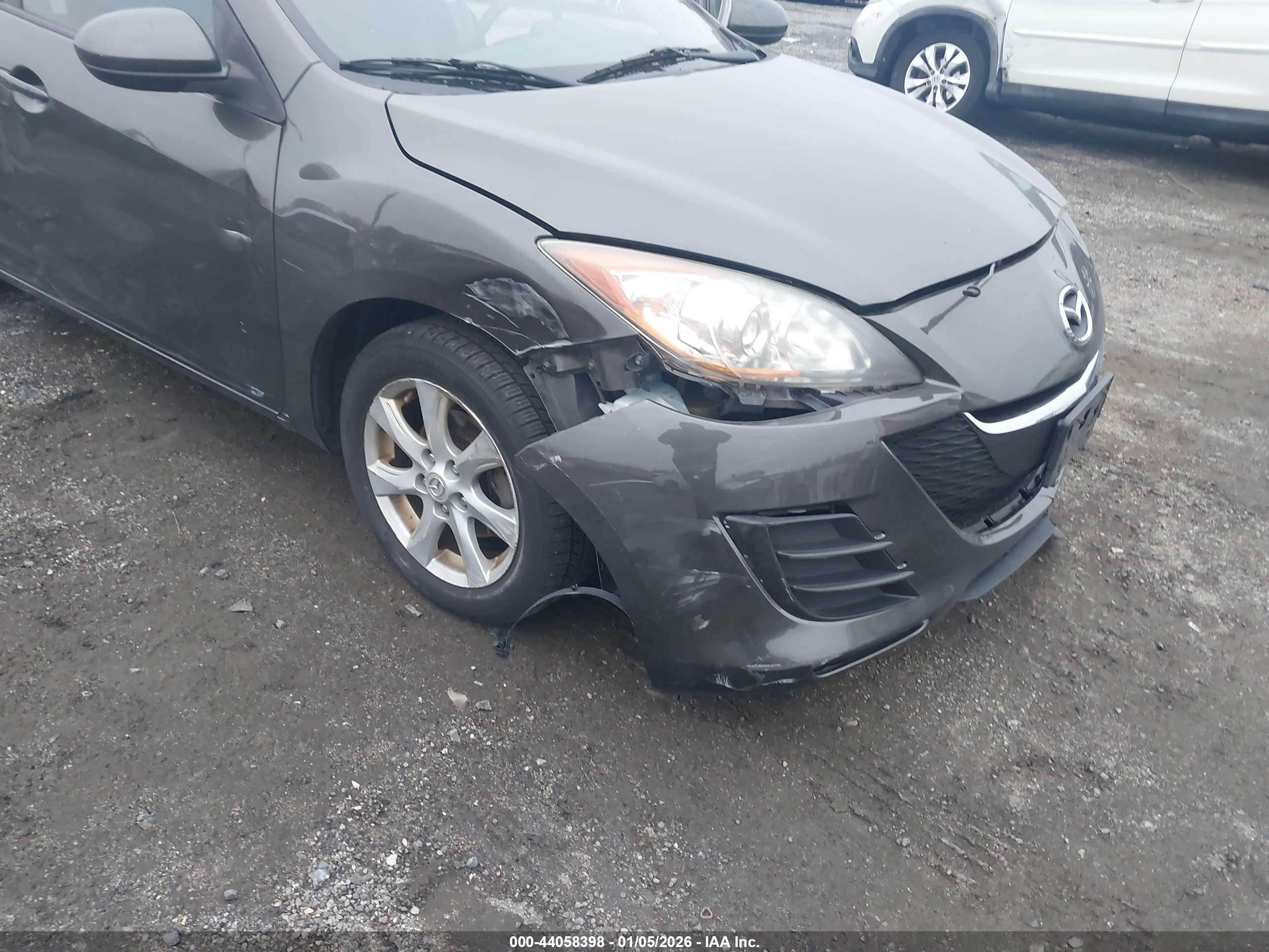MAZDA MAZDA3 image 6