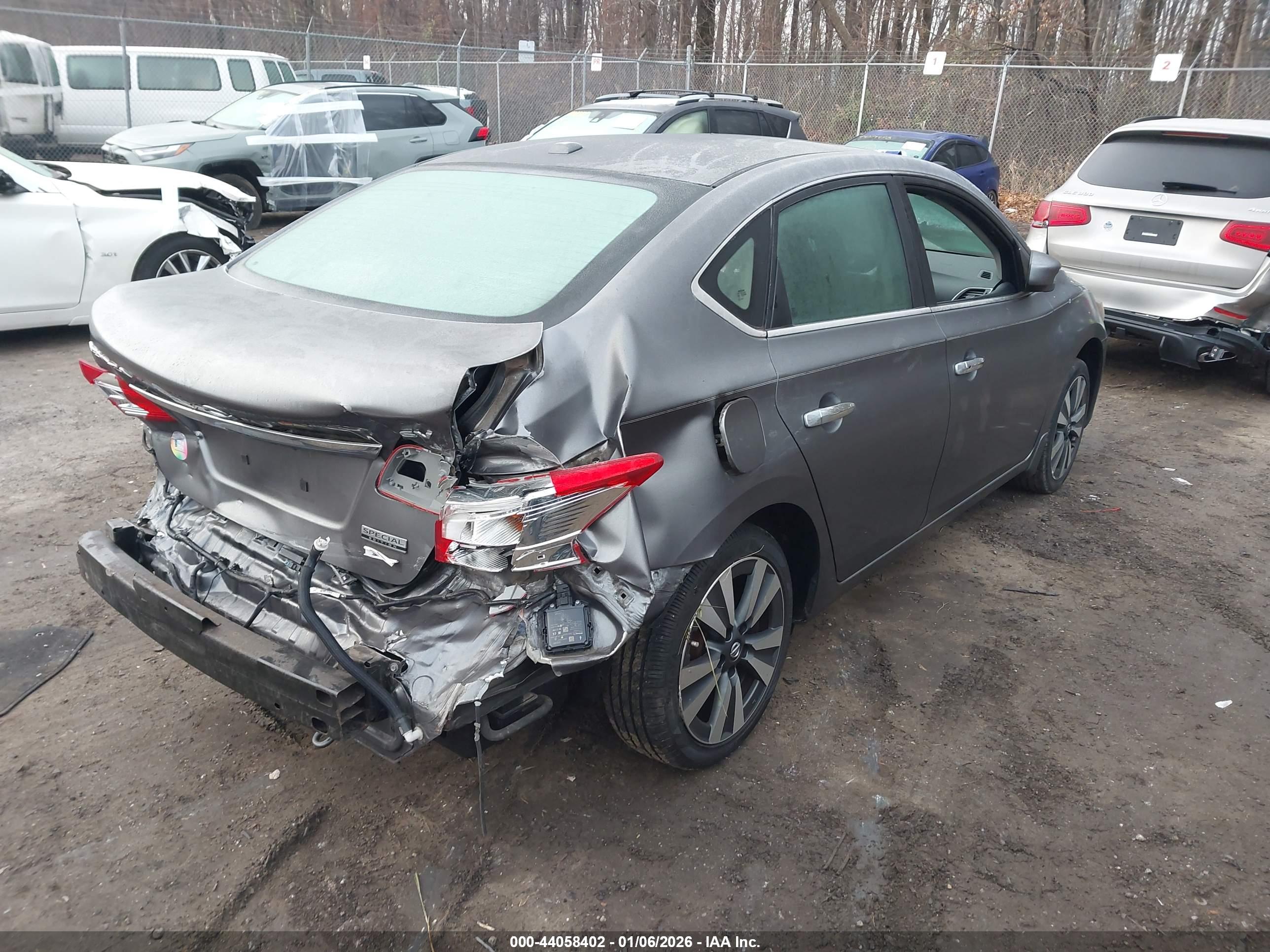 NISSAN SENTRA image 4