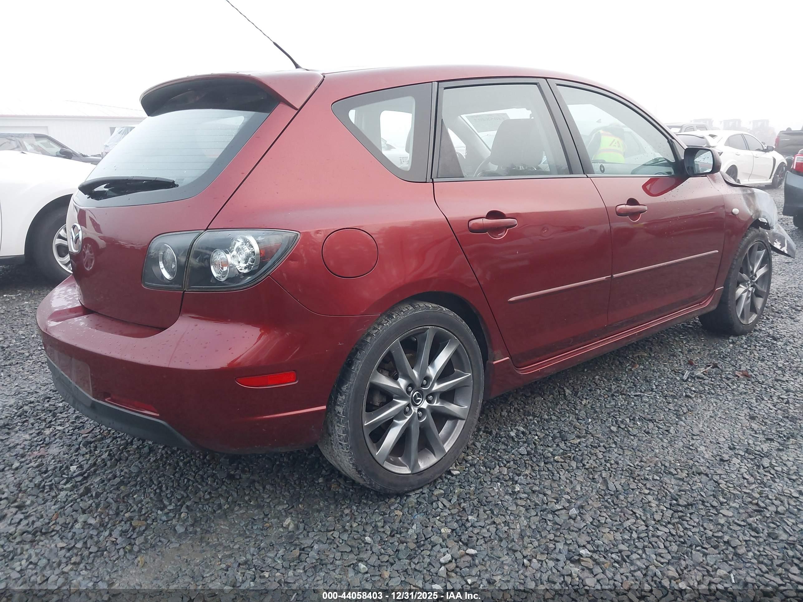 MAZDA MAZDA3 image 4